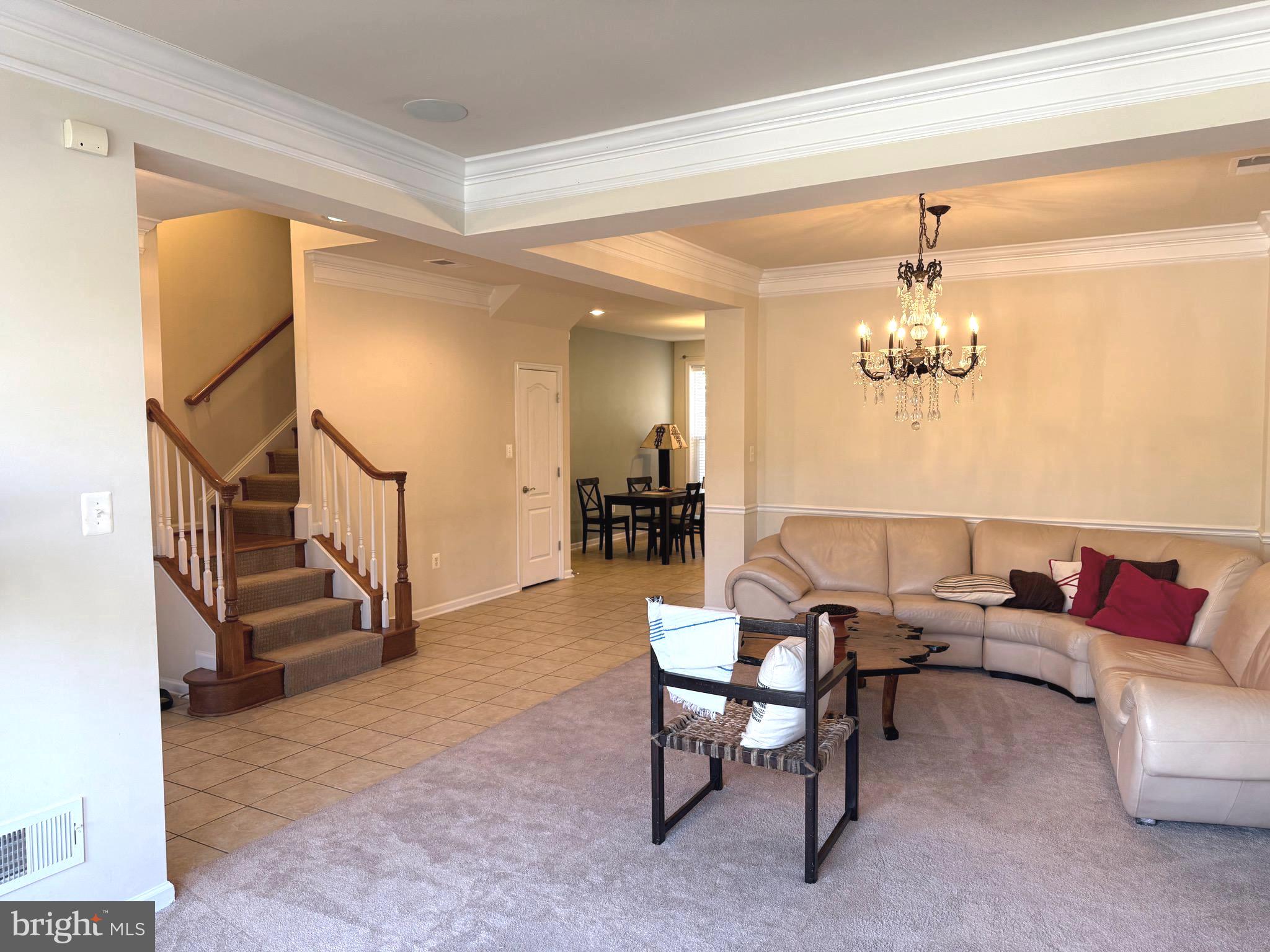 LANSDOWNE TOWN CENTER - Residential