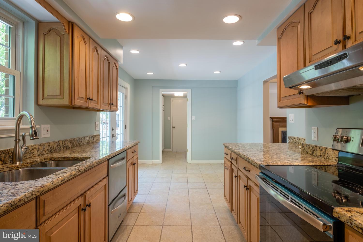 VAUXCLEUSE - Residential