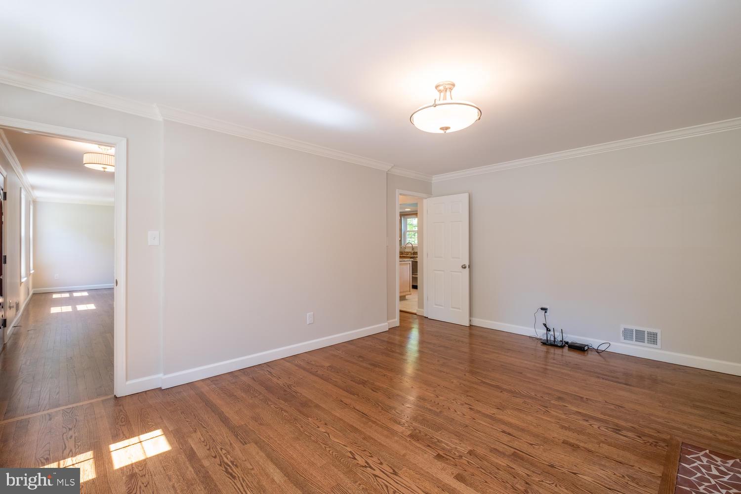 VAUXCLEUSE - Residential