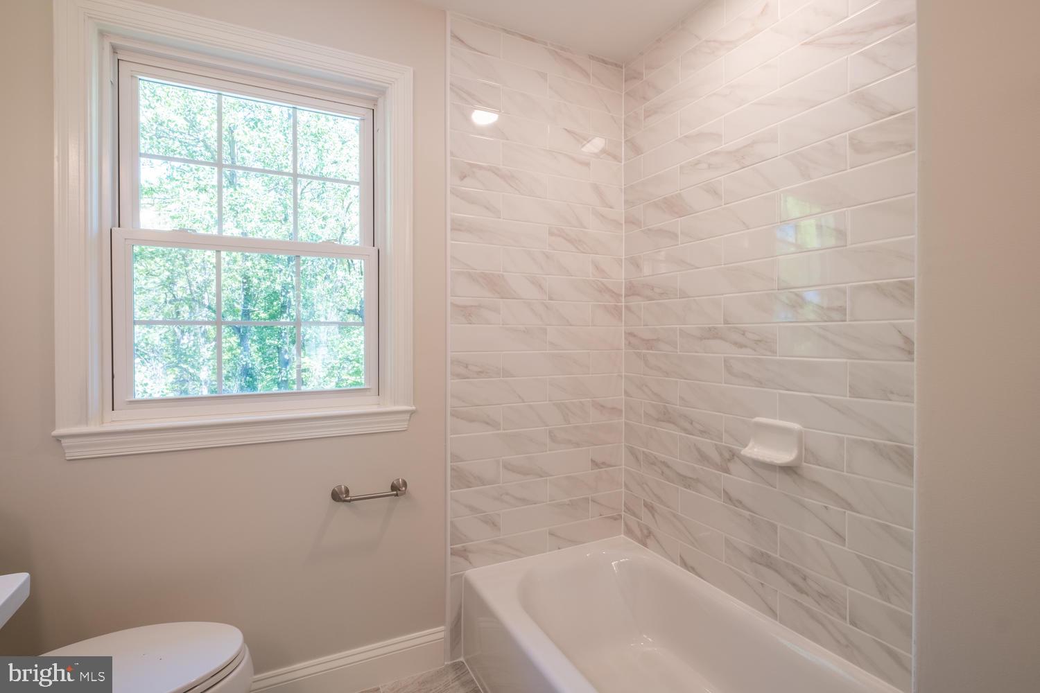 VAUXCLEUSE - Residential