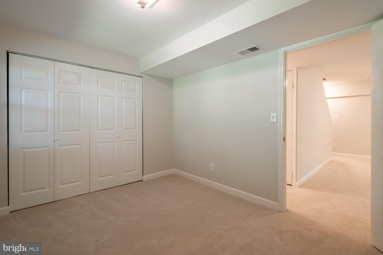 VAUXCLEUSE - Residential