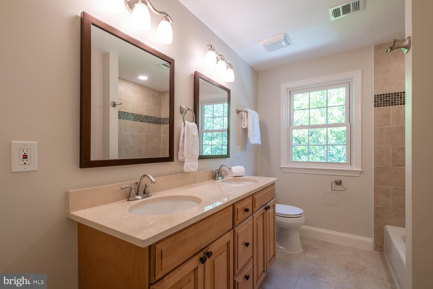 VAUXCLEUSE - Residential