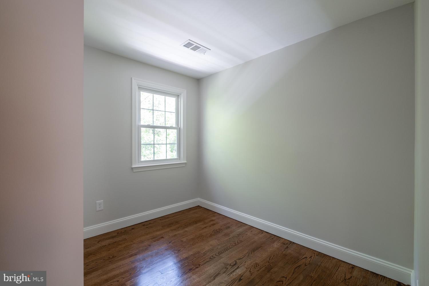 VAUXCLEUSE - Residential