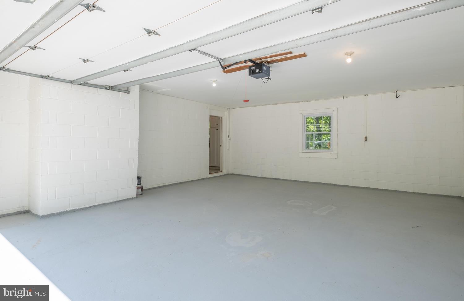 VAUXCLEUSE - Residential