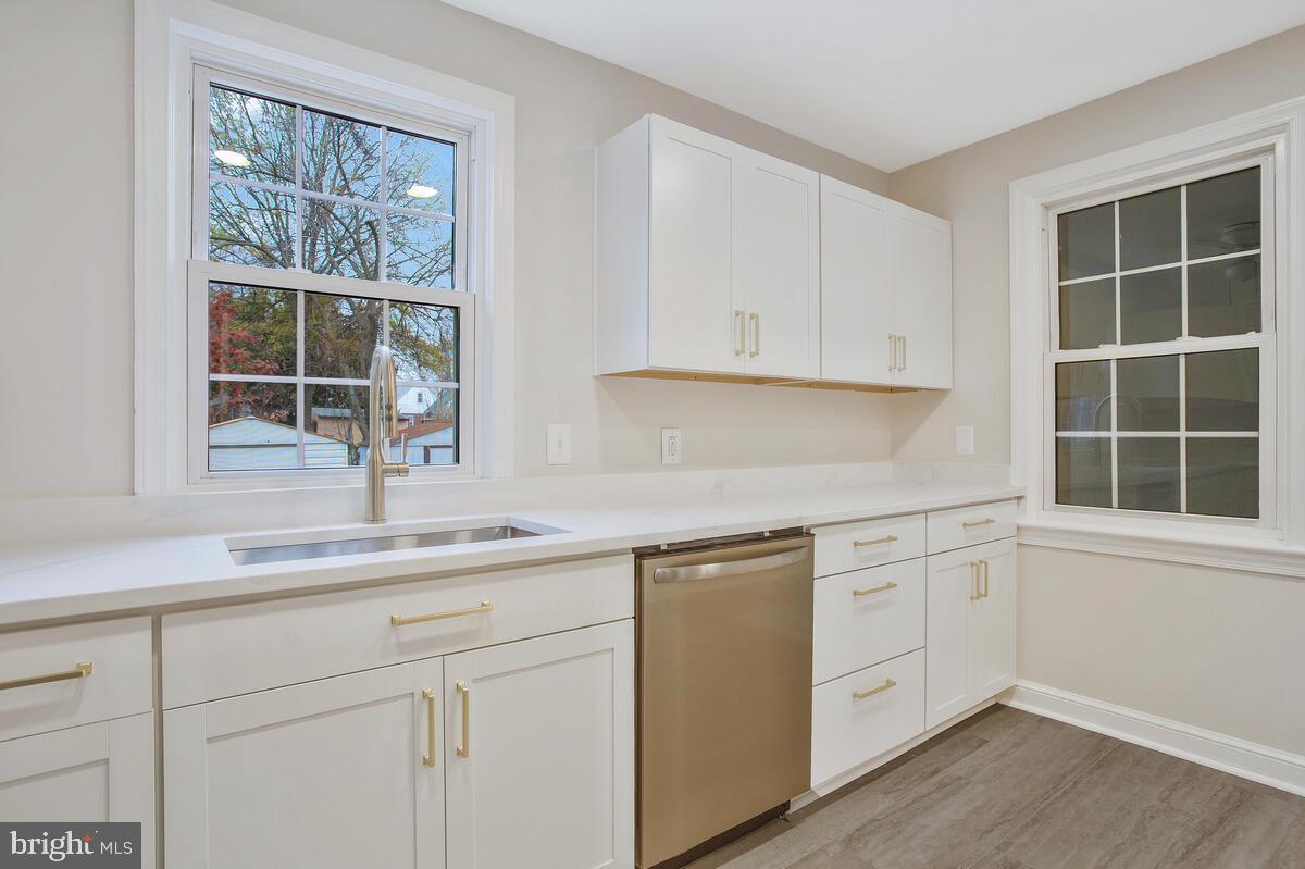 WEST HYATTSVILLE - Residential Lease