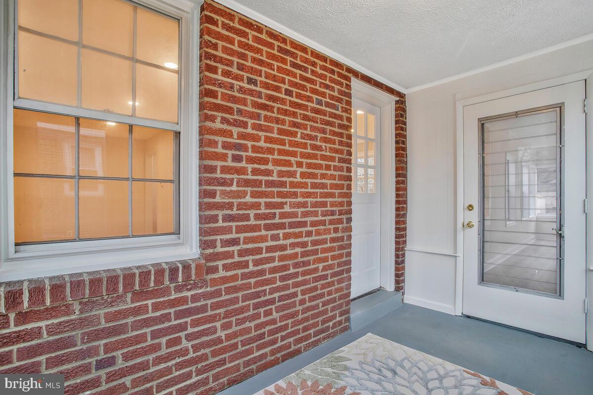 WEST HYATTSVILLE - Residential Lease