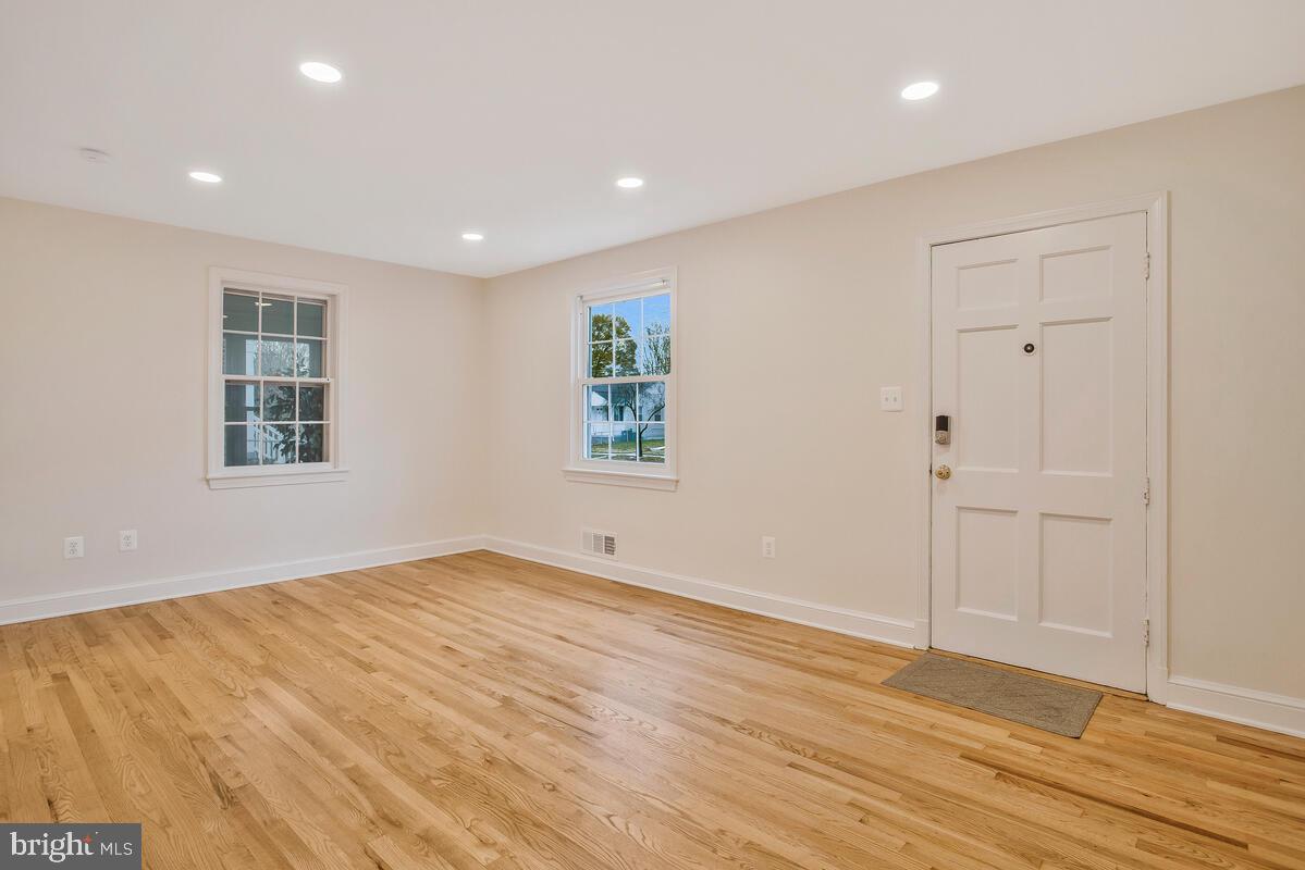 WEST HYATTSVILLE - Residential Lease