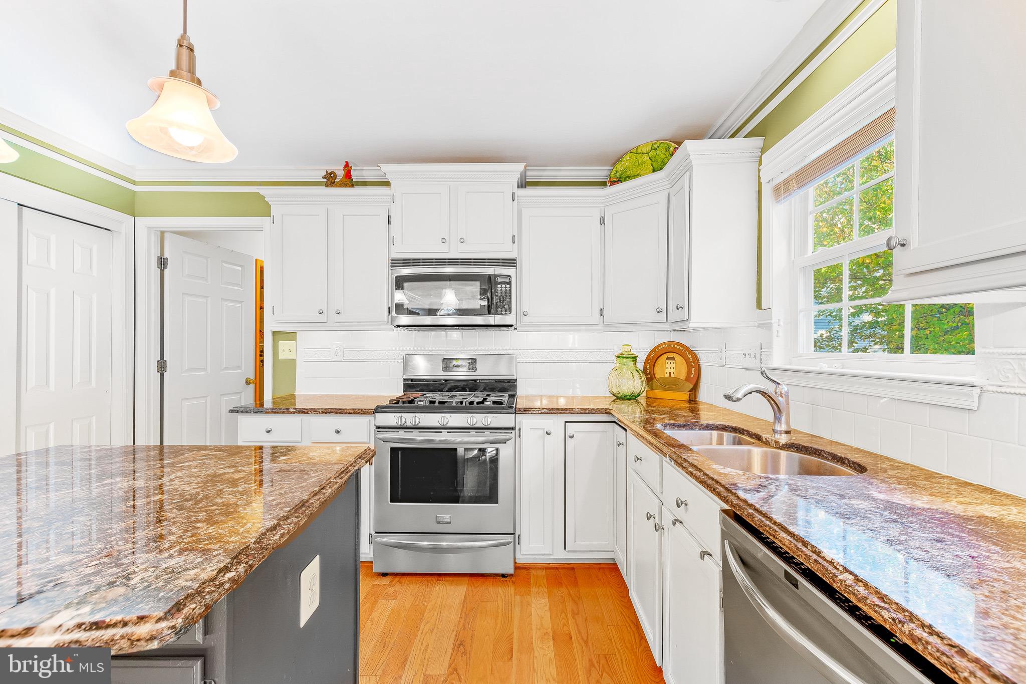 DORCHESTER - Residential