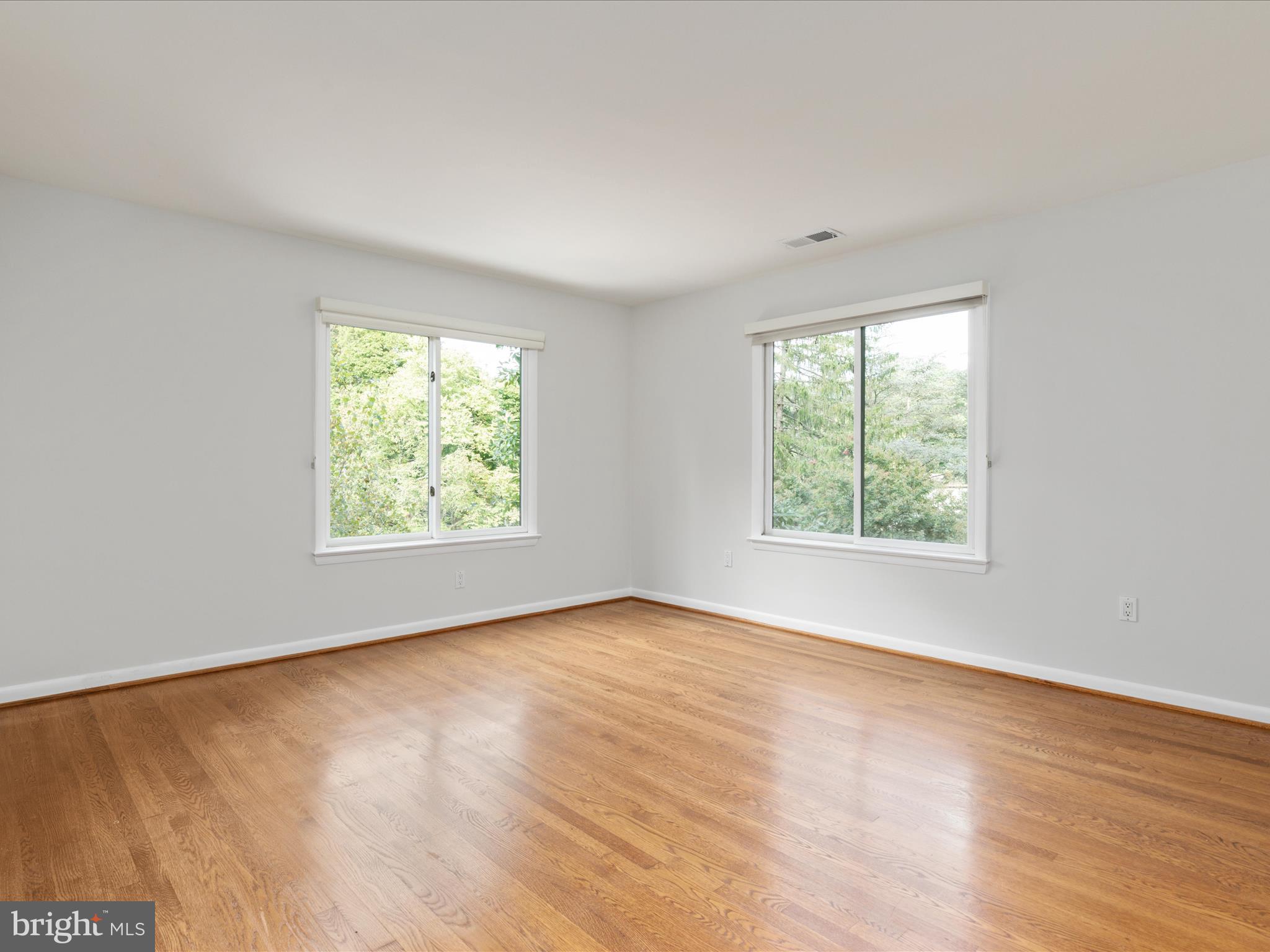 CHAIN BRIDGE HEIGHTS - Residential