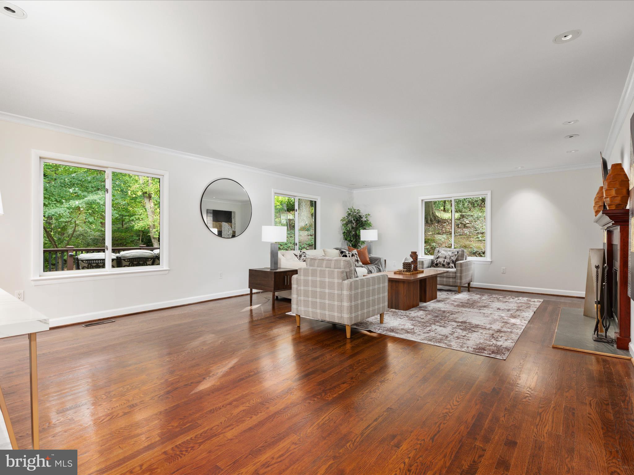 CHAIN BRIDGE HEIGHTS - Residential