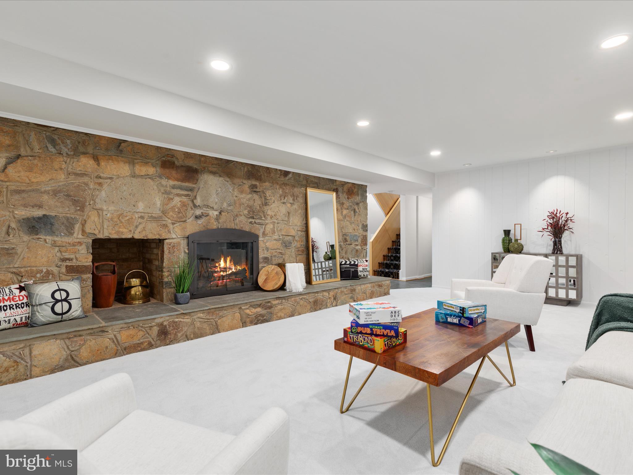 CHAIN BRIDGE HEIGHTS - Residential