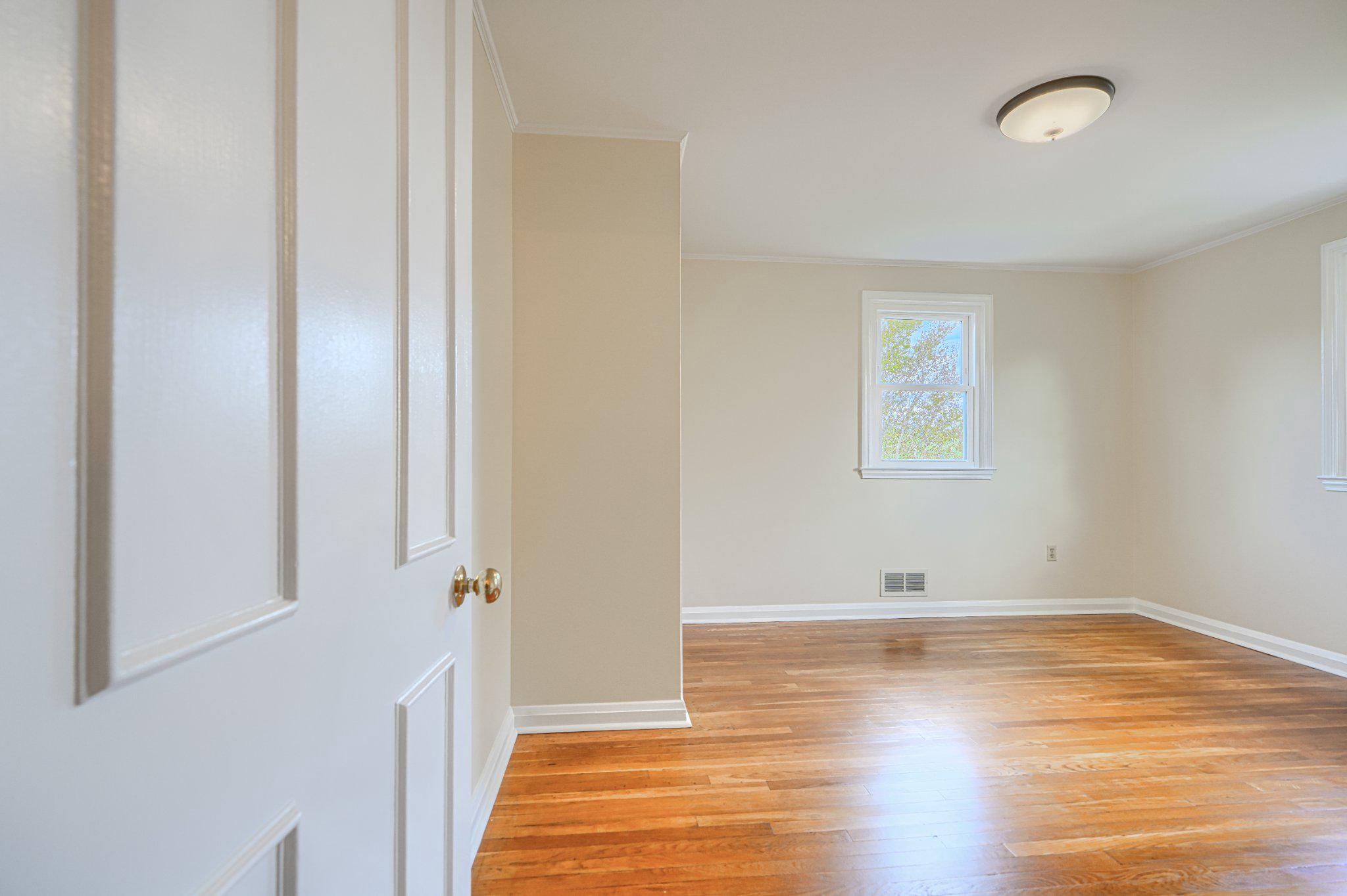 RIDGEFIELD - Residential