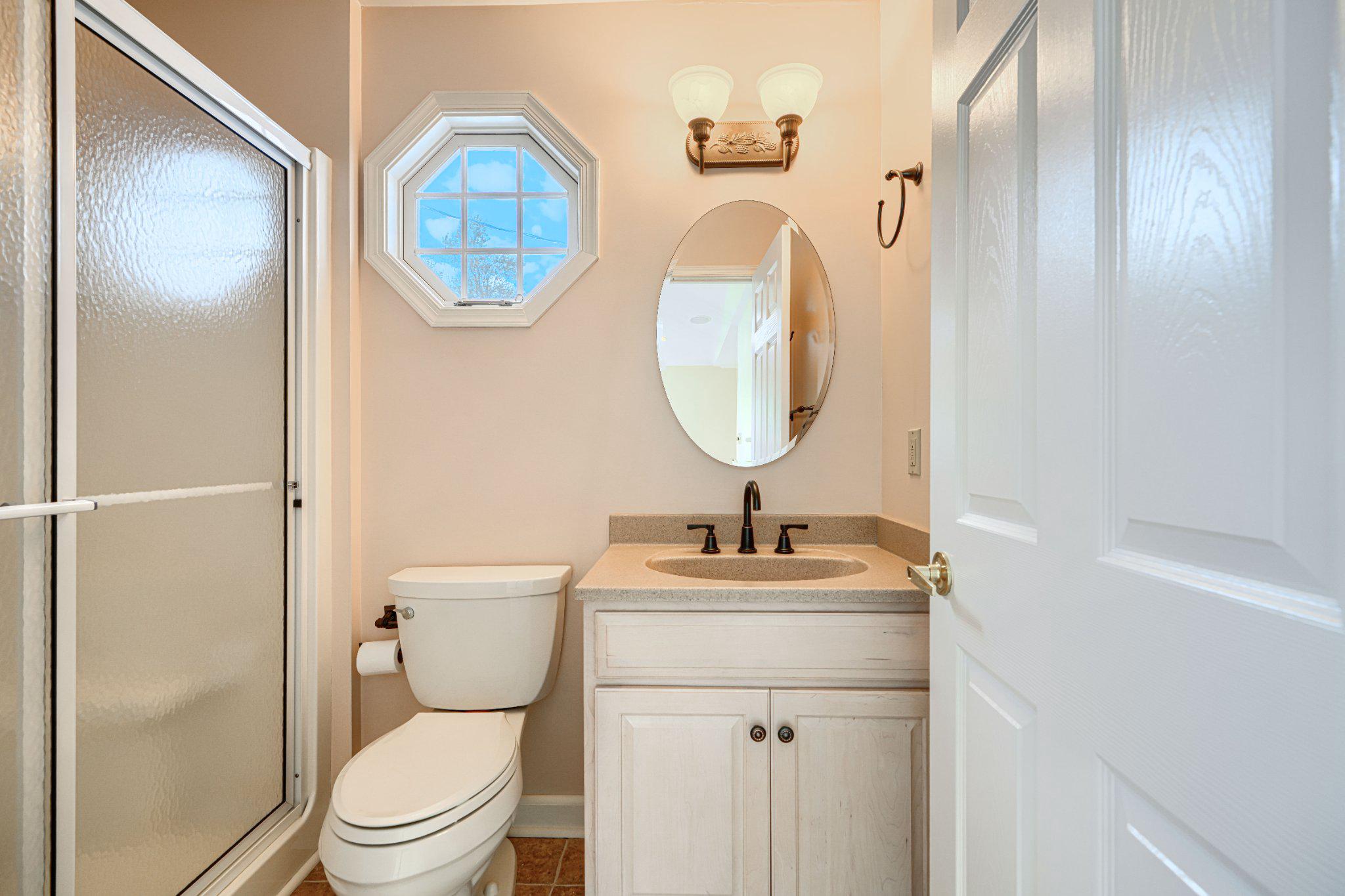 RIDGEFIELD - Residential