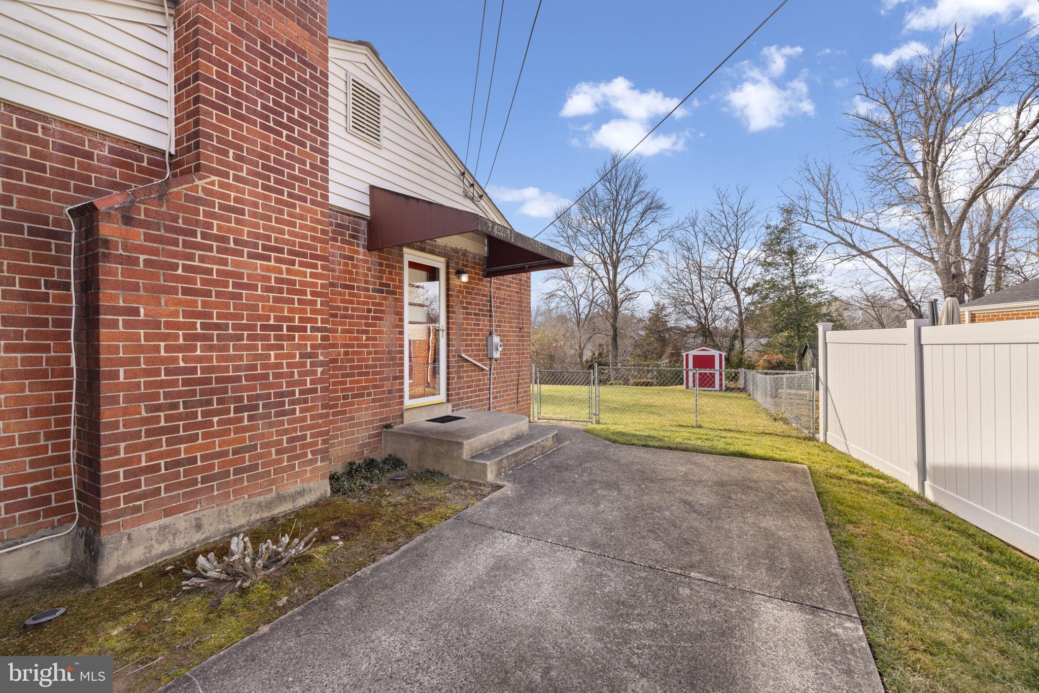 GREEN ACRES - Residential