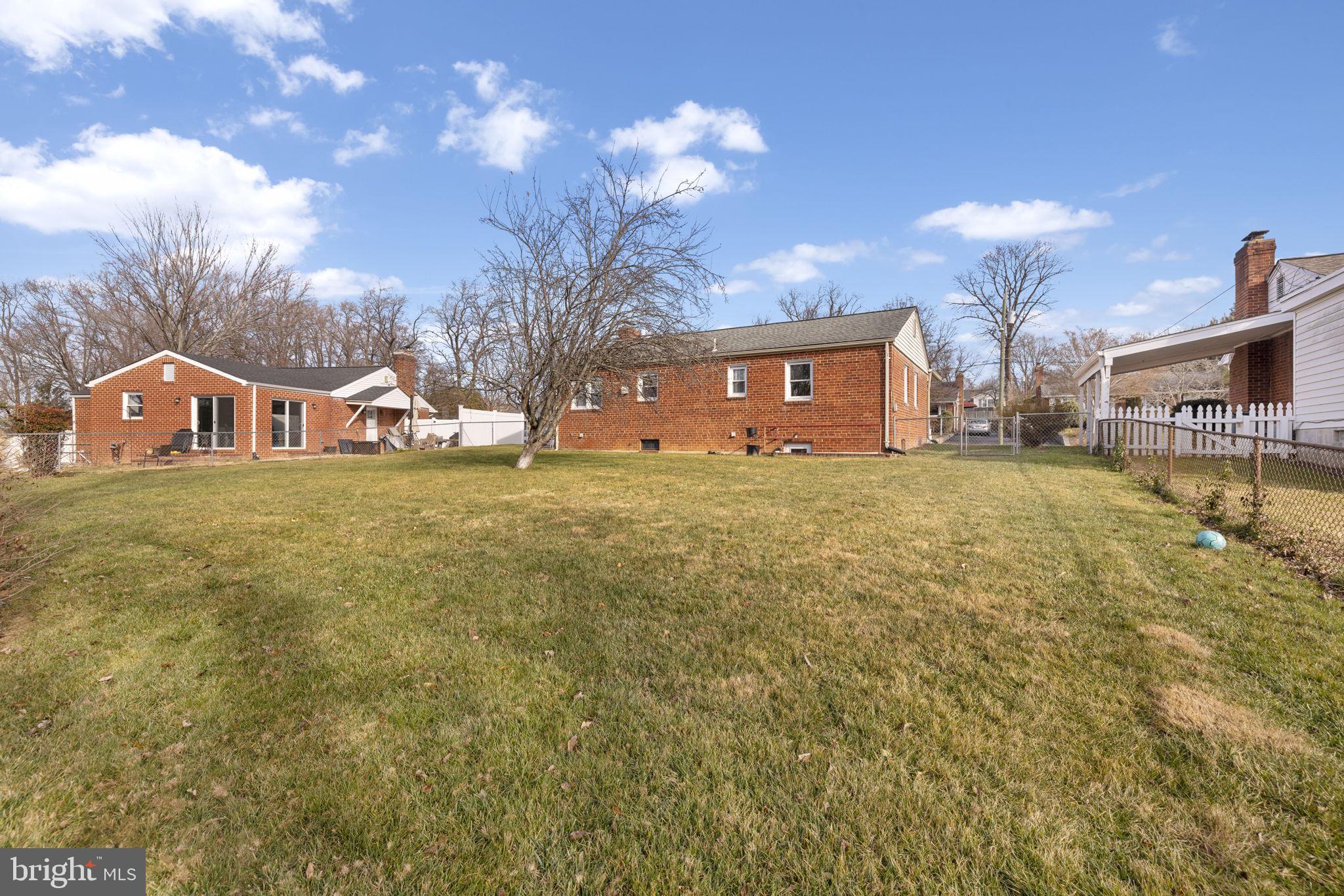 GREEN ACRES - Residential