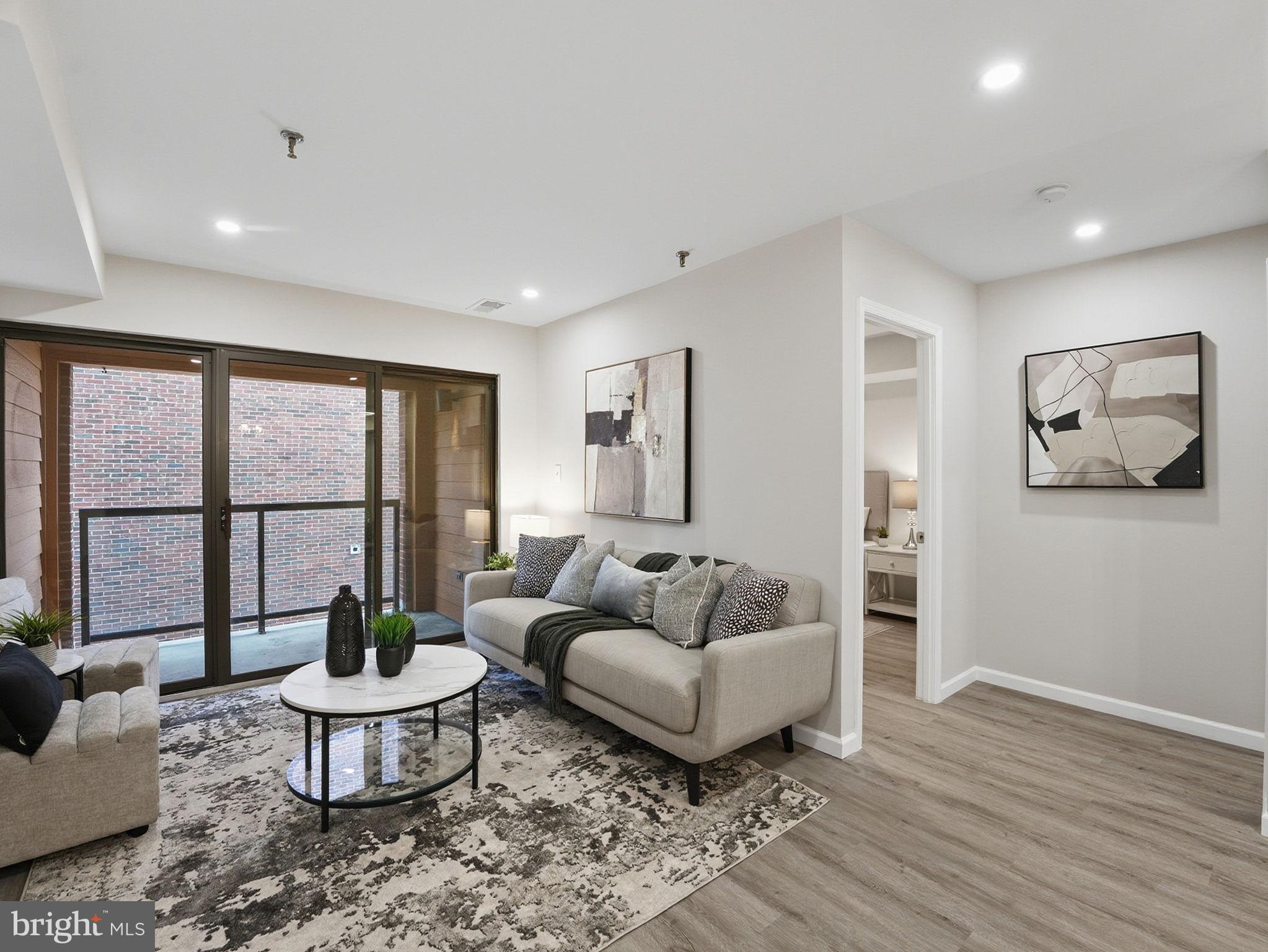 1029 N STUART STREET 302