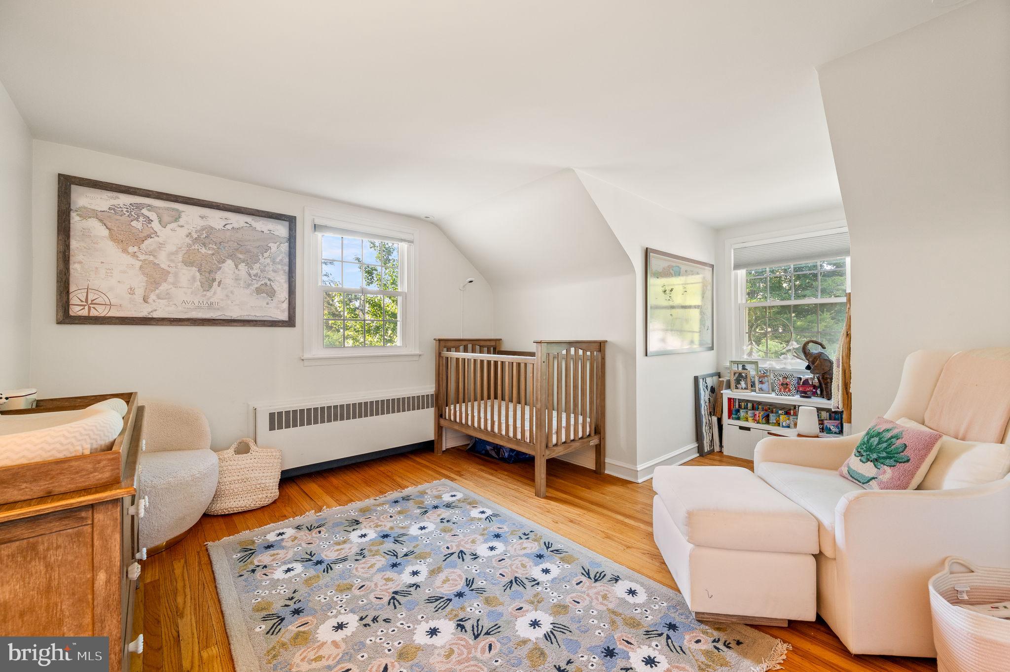 CHESTNUT HILL - Residential