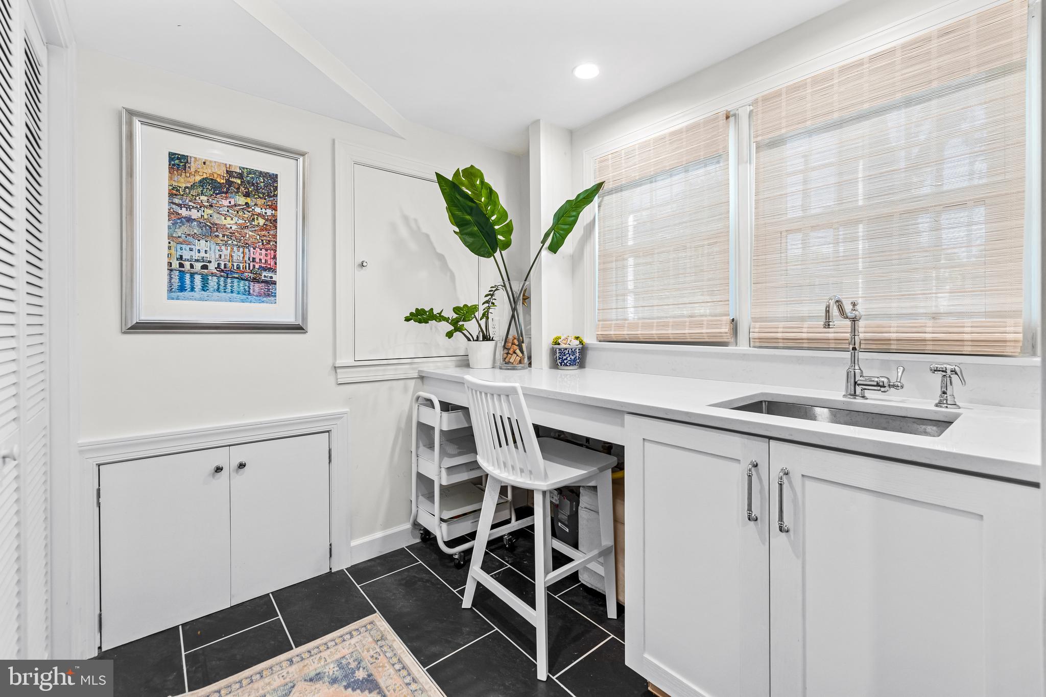 SEMINARY RIDGE - Residential