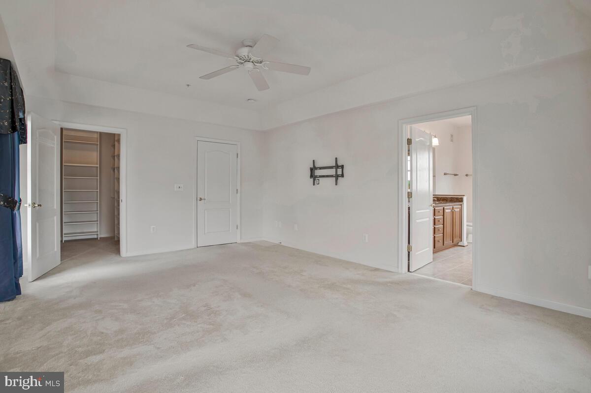 GATHERINGS AT LYNDWOOD - Residential