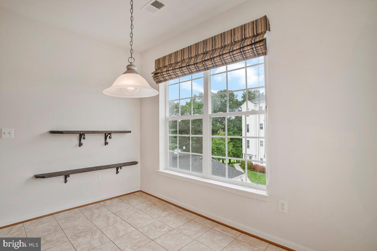 GATHERINGS AT LYNDWOOD - Residential