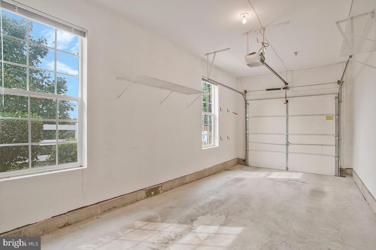 GATHERINGS AT LYNDWOOD - Residential