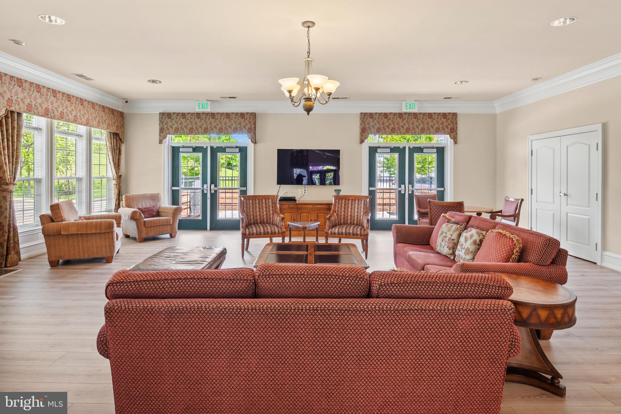 GATHERINGS AT LYNDWOOD - Residential