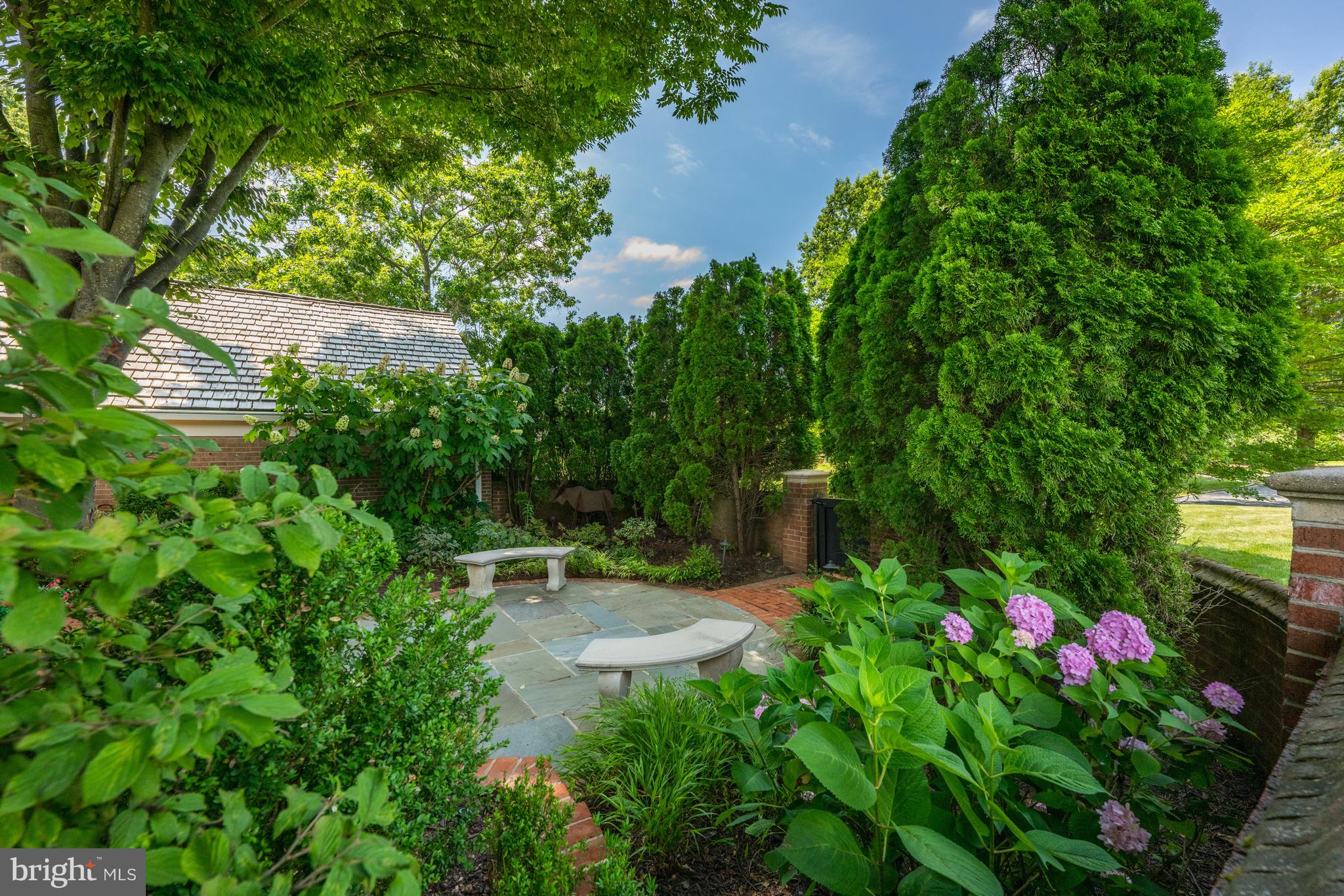 AVENEL - Residential