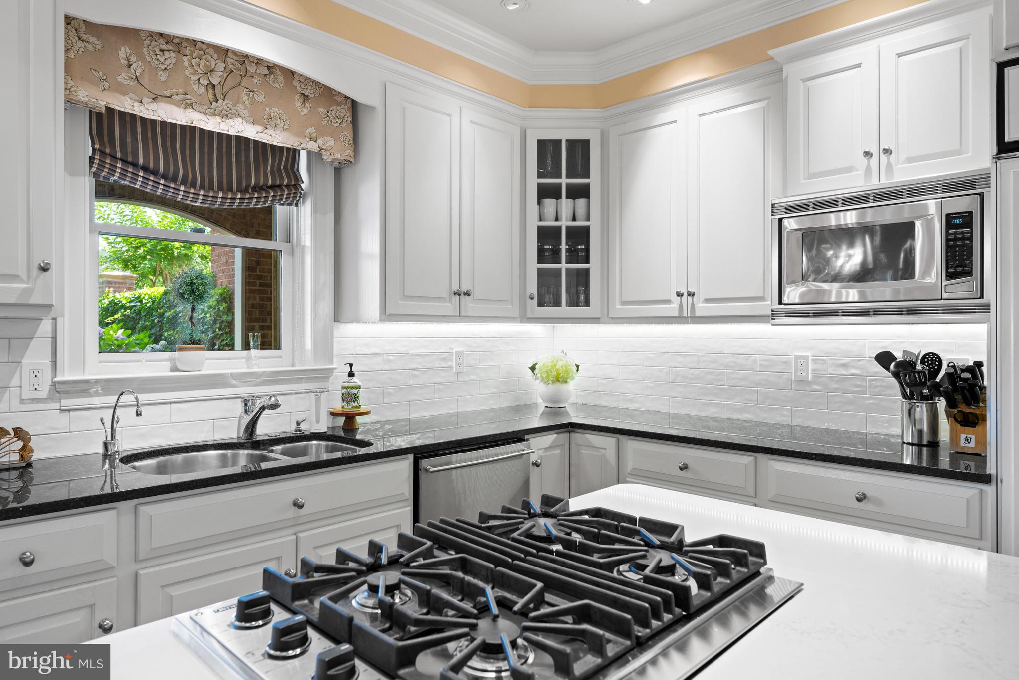 AVENEL - Residential