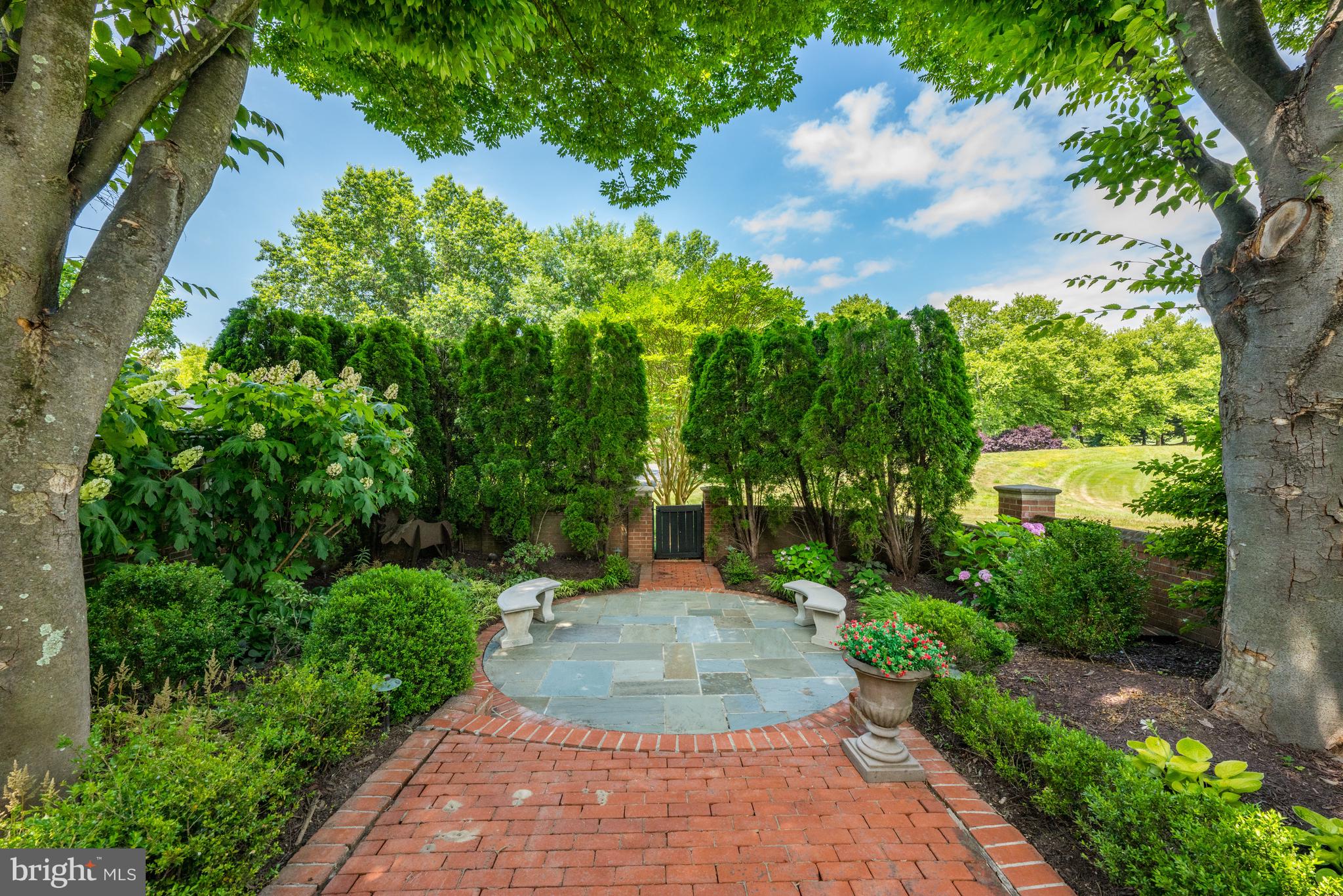 AVENEL - Residential