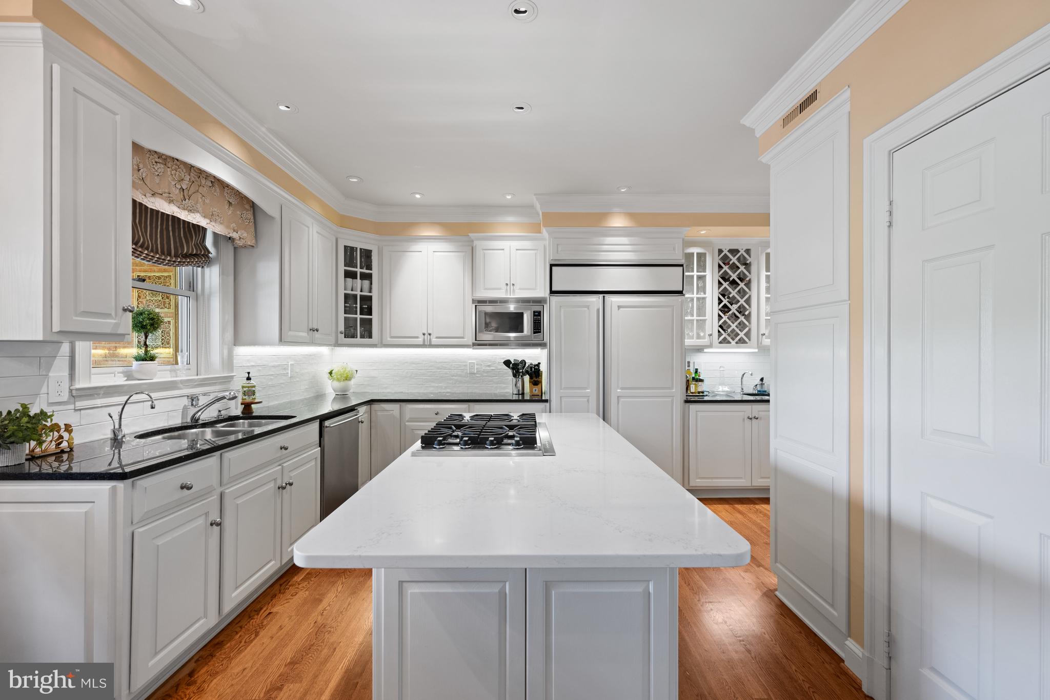 AVENEL - Residential