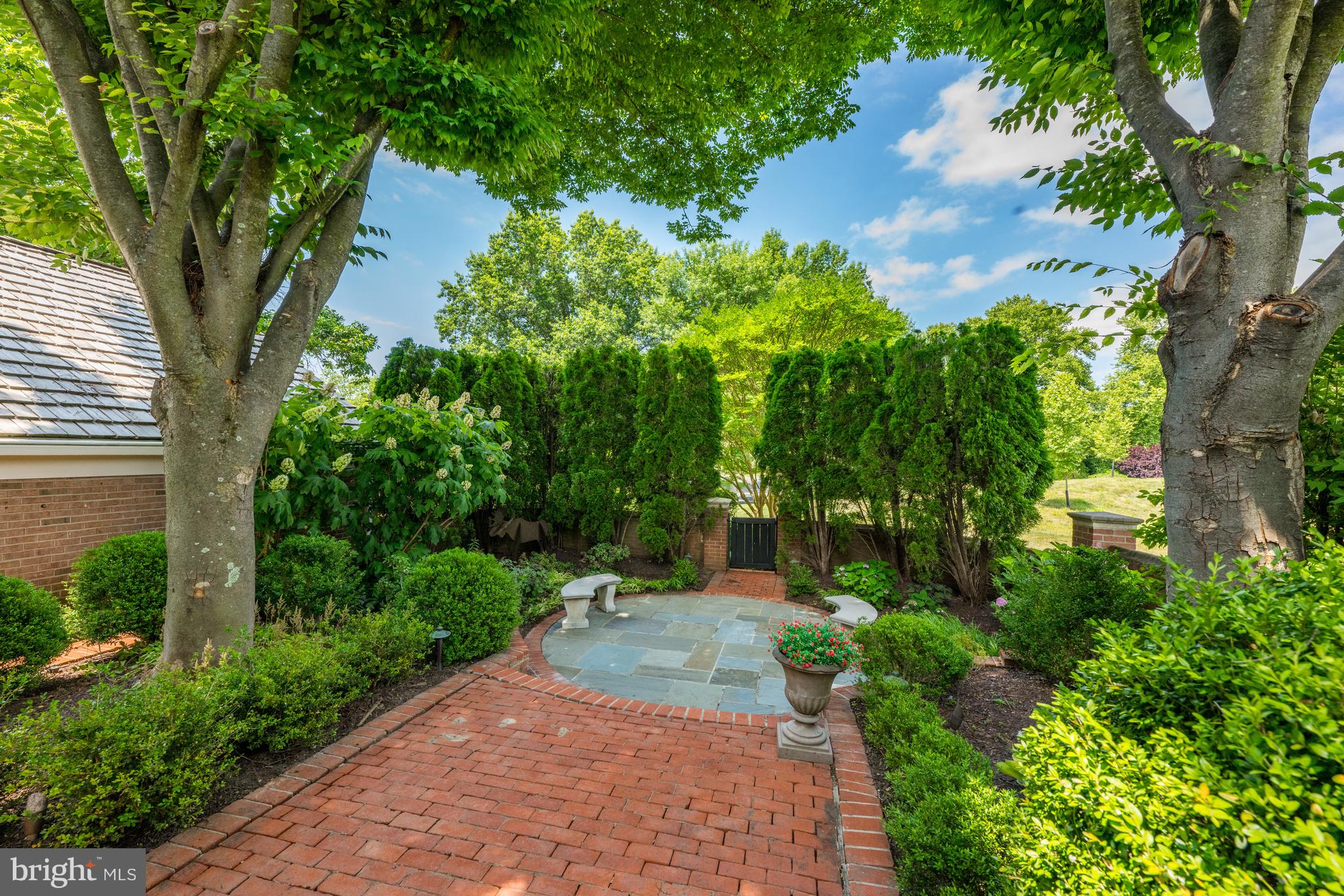 AVENEL - Residential