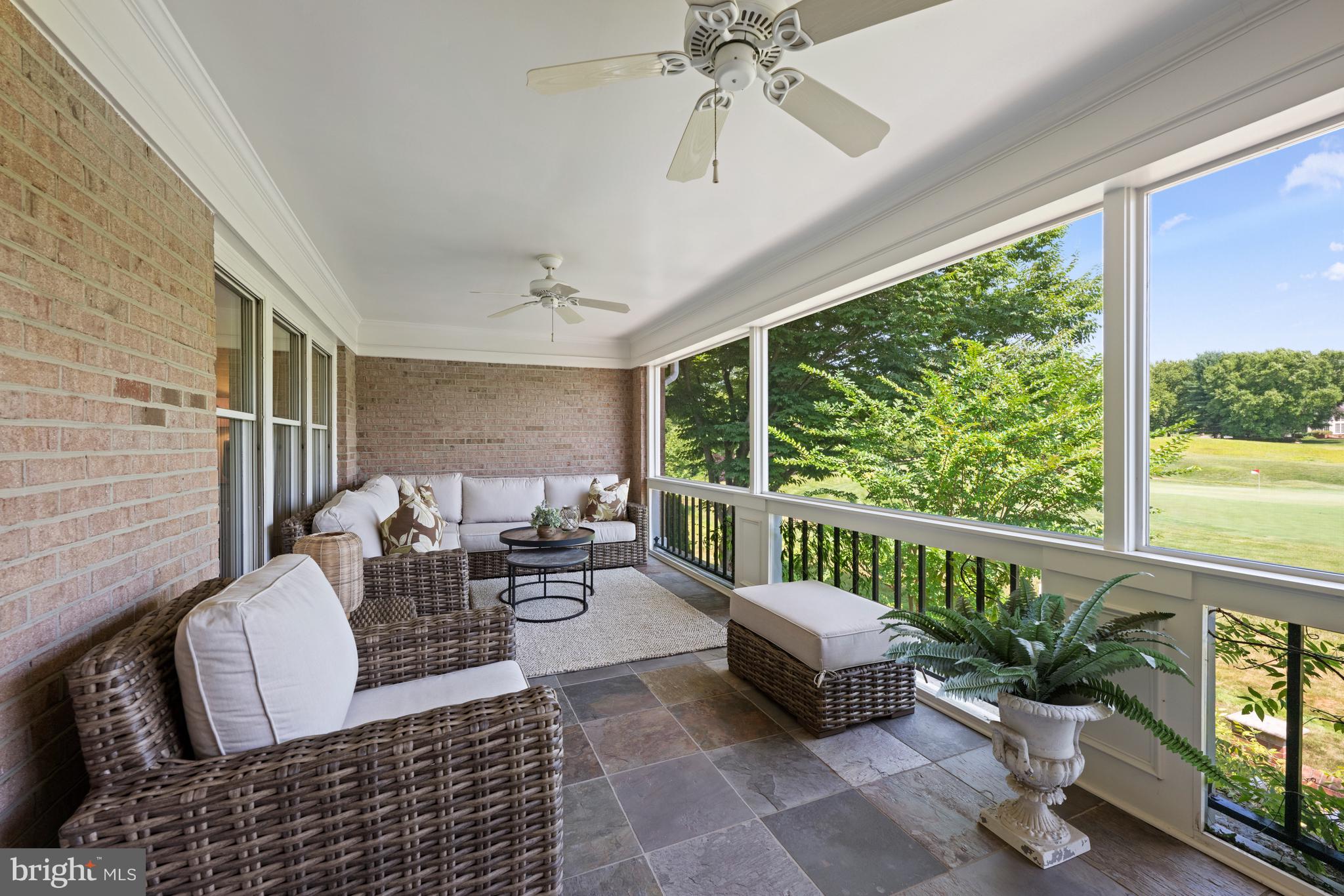 AVENEL - Residential