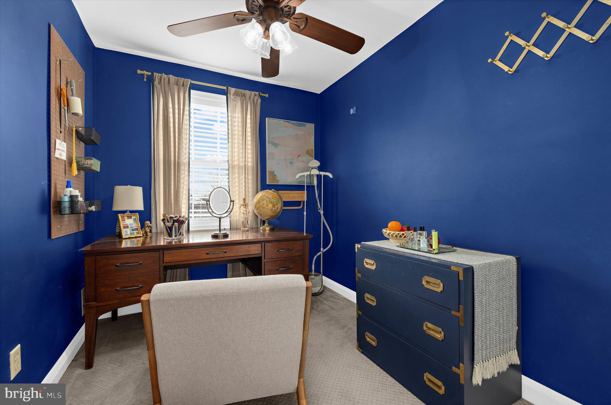 MEDFIELD - Residential