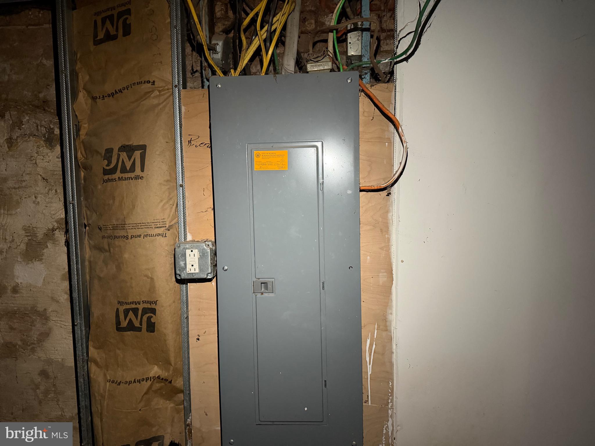 NORTHEAST READING - Residential