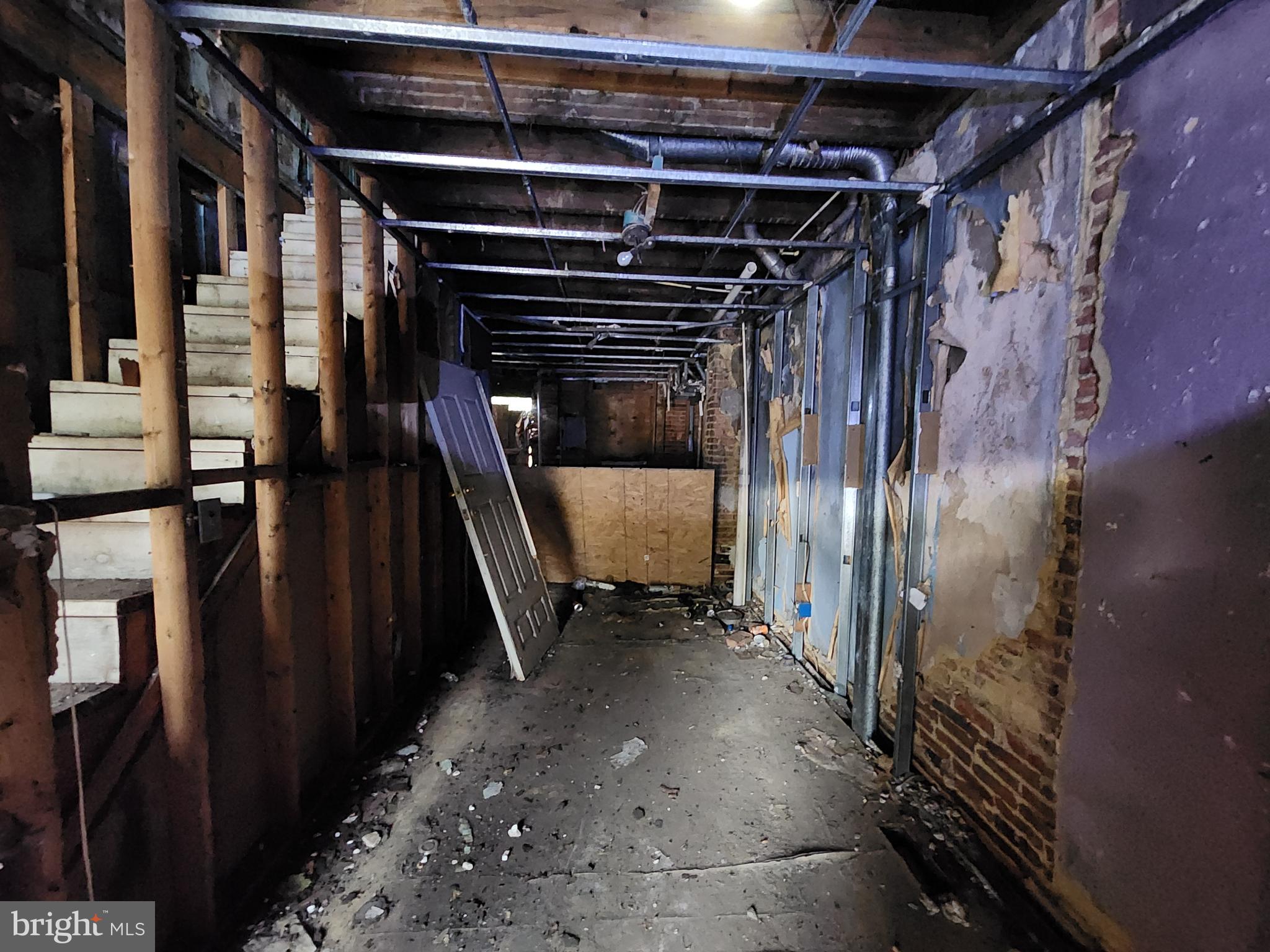 EAST BALTIMORE MIDWAY - Residential