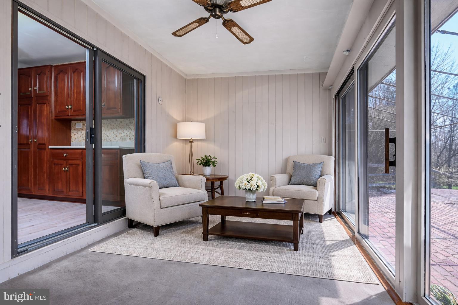 HUNTVIEW AT HORSES - Residential