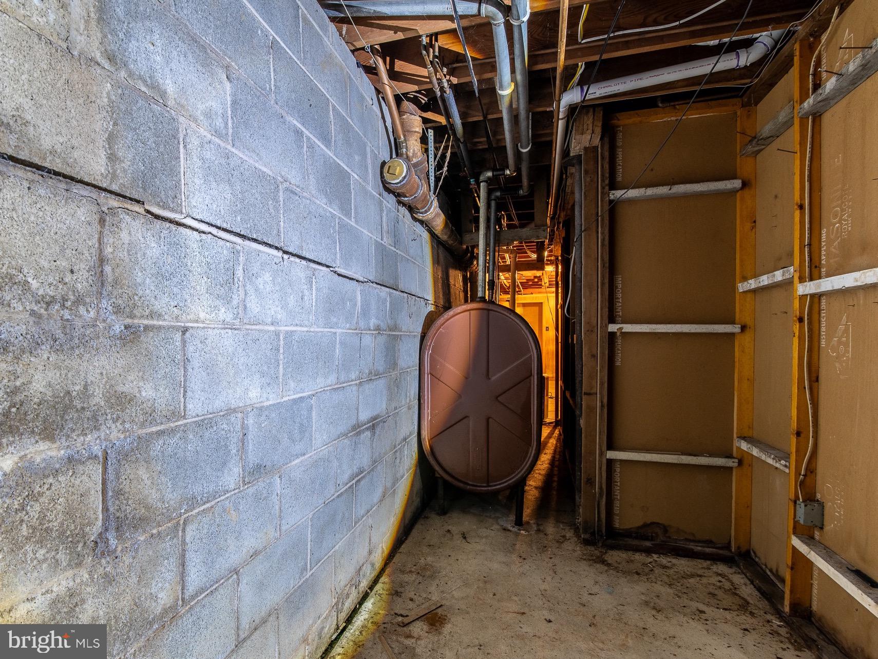 HUNTVIEW AT HORSES - Residential