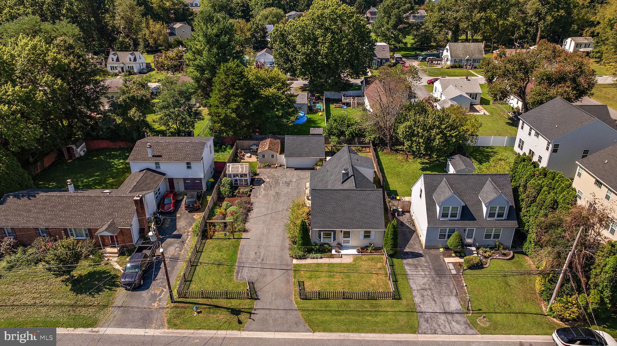 17 MAPLE AVENUE