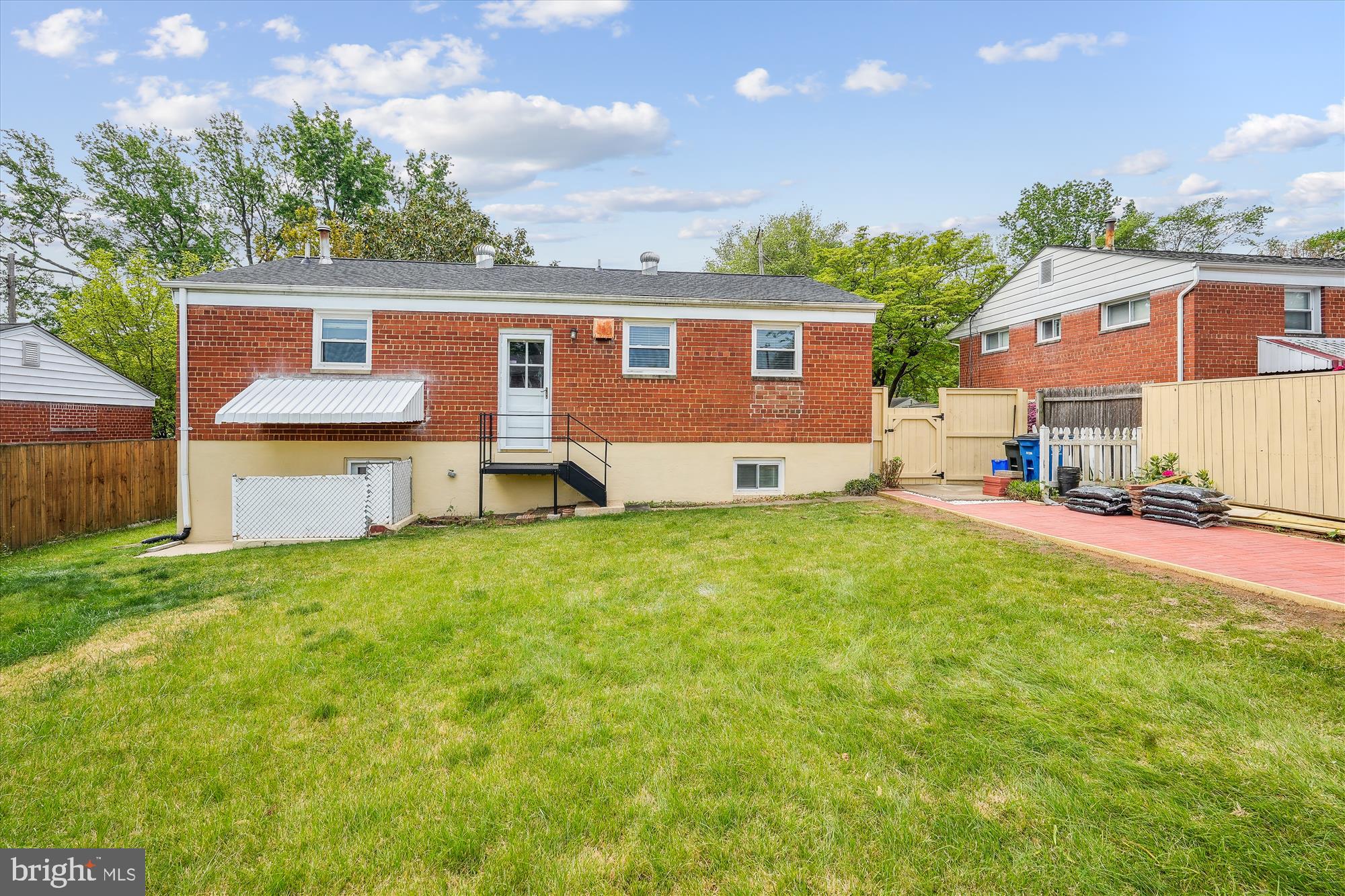 RANDOLPH HILLS - Residential Lease