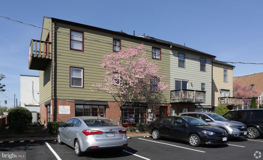 All the luxuries of downtown, with private off street parking! Walking distance to everything. Located between Price Edward and Princess Ann streets. Your Vision, Your Space: Petite Office, Big Potential! All utilities included.