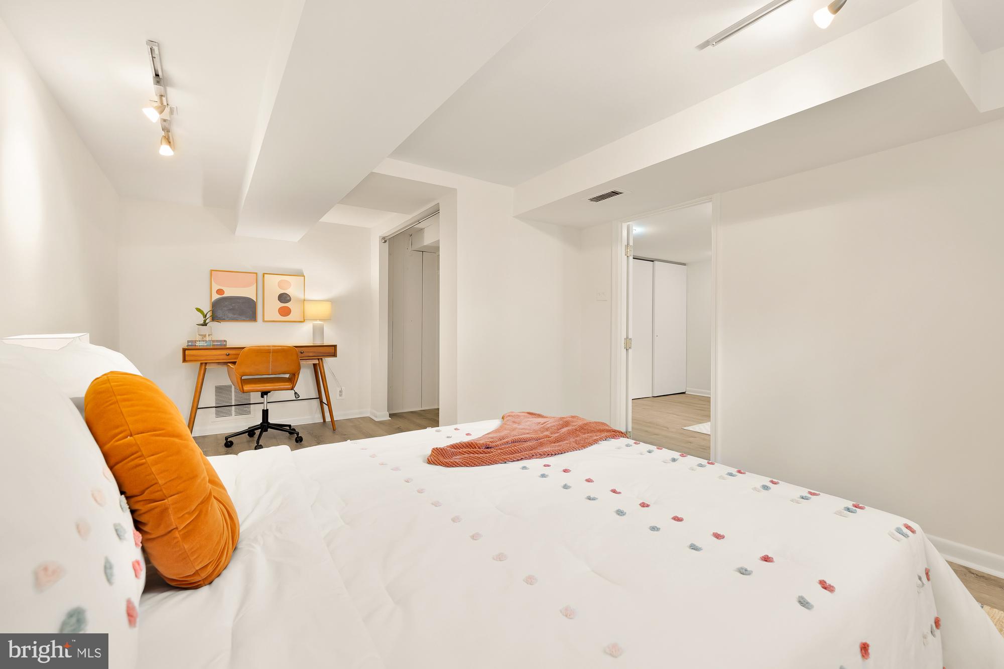 TAKOMA PARK - Residential