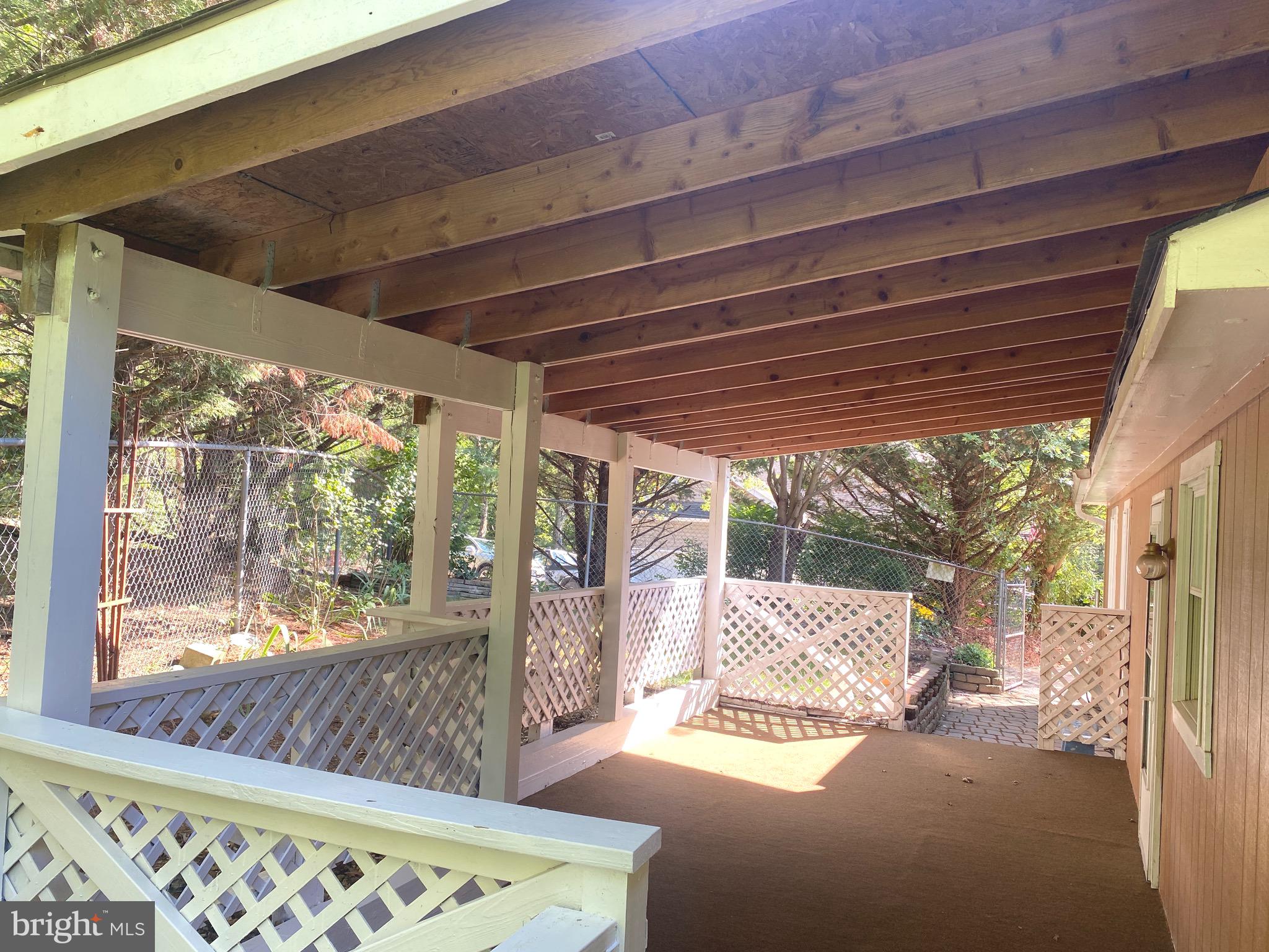 GLENWOOD FOREST - Residential