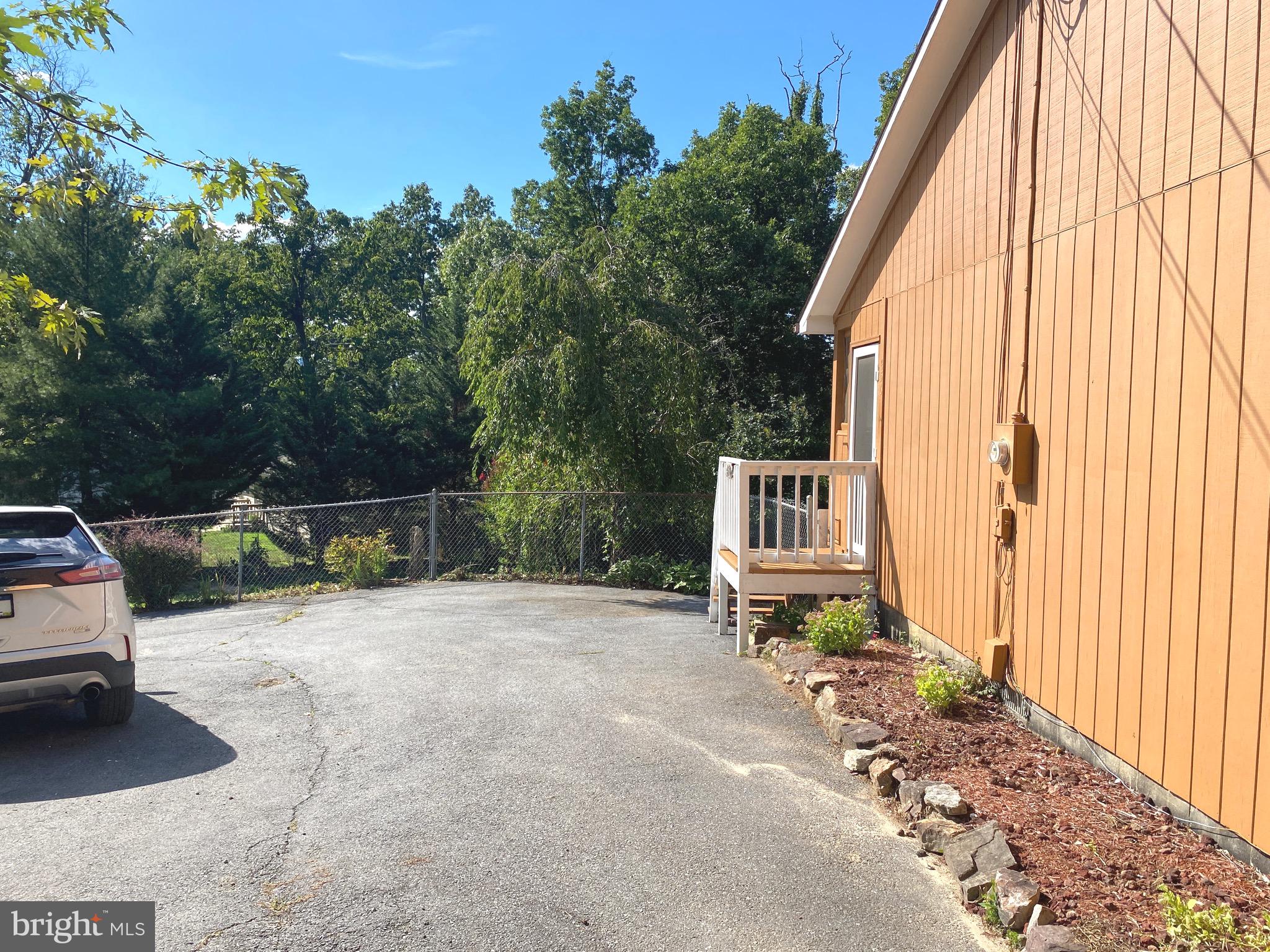 GLENWOOD FOREST - Residential