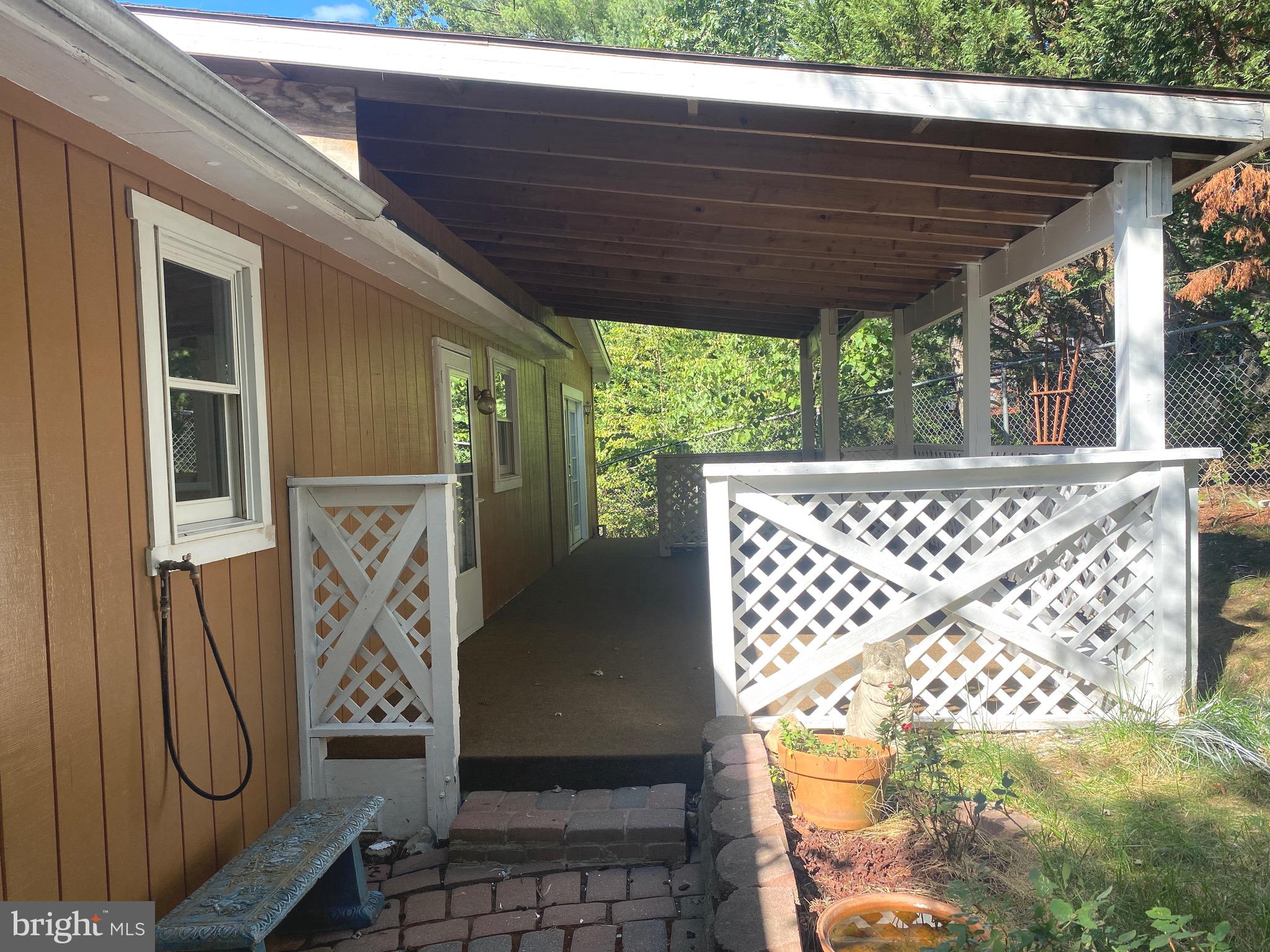 GLENWOOD FOREST - Residential