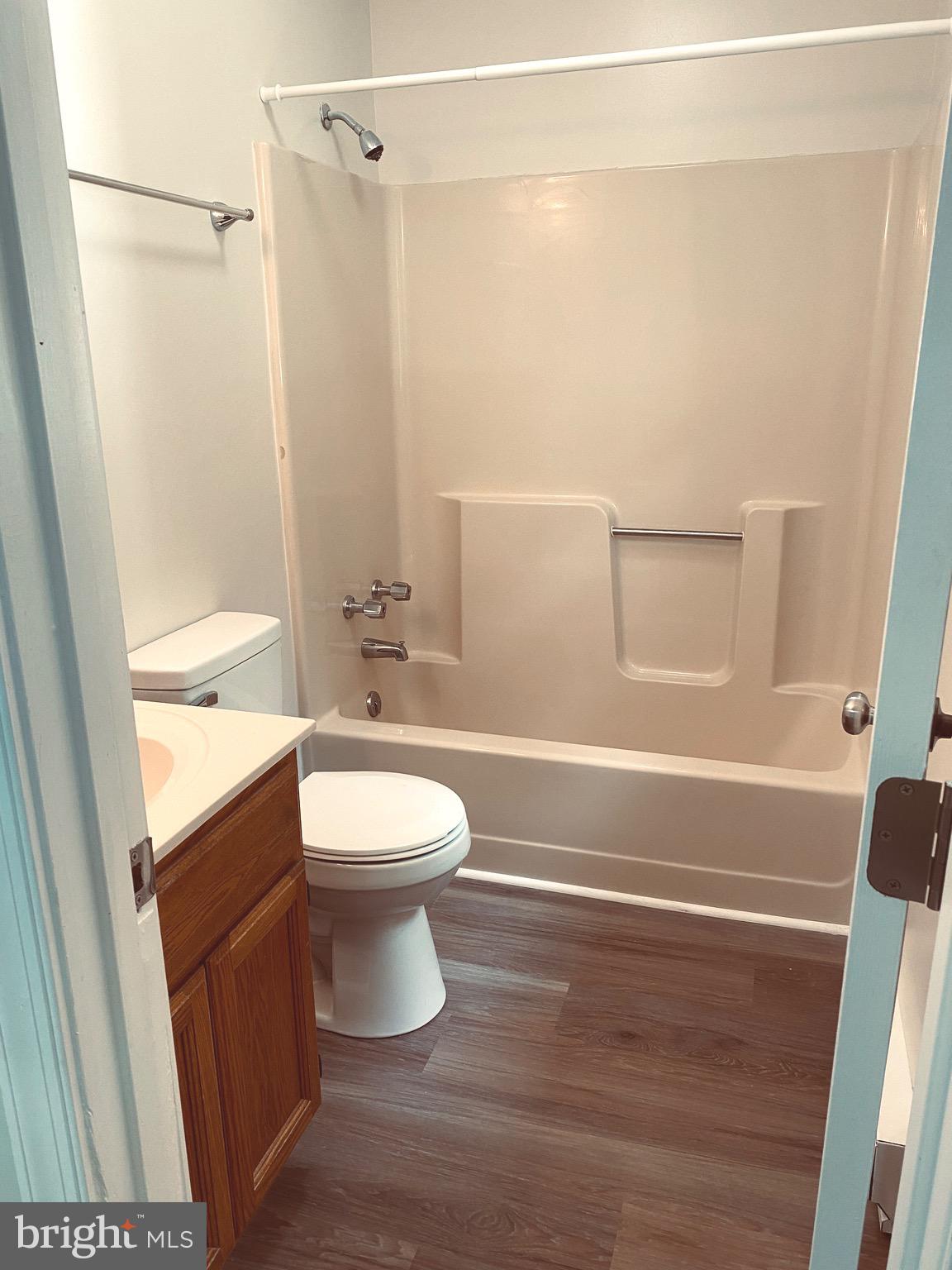 GLENWOOD FOREST - Residential