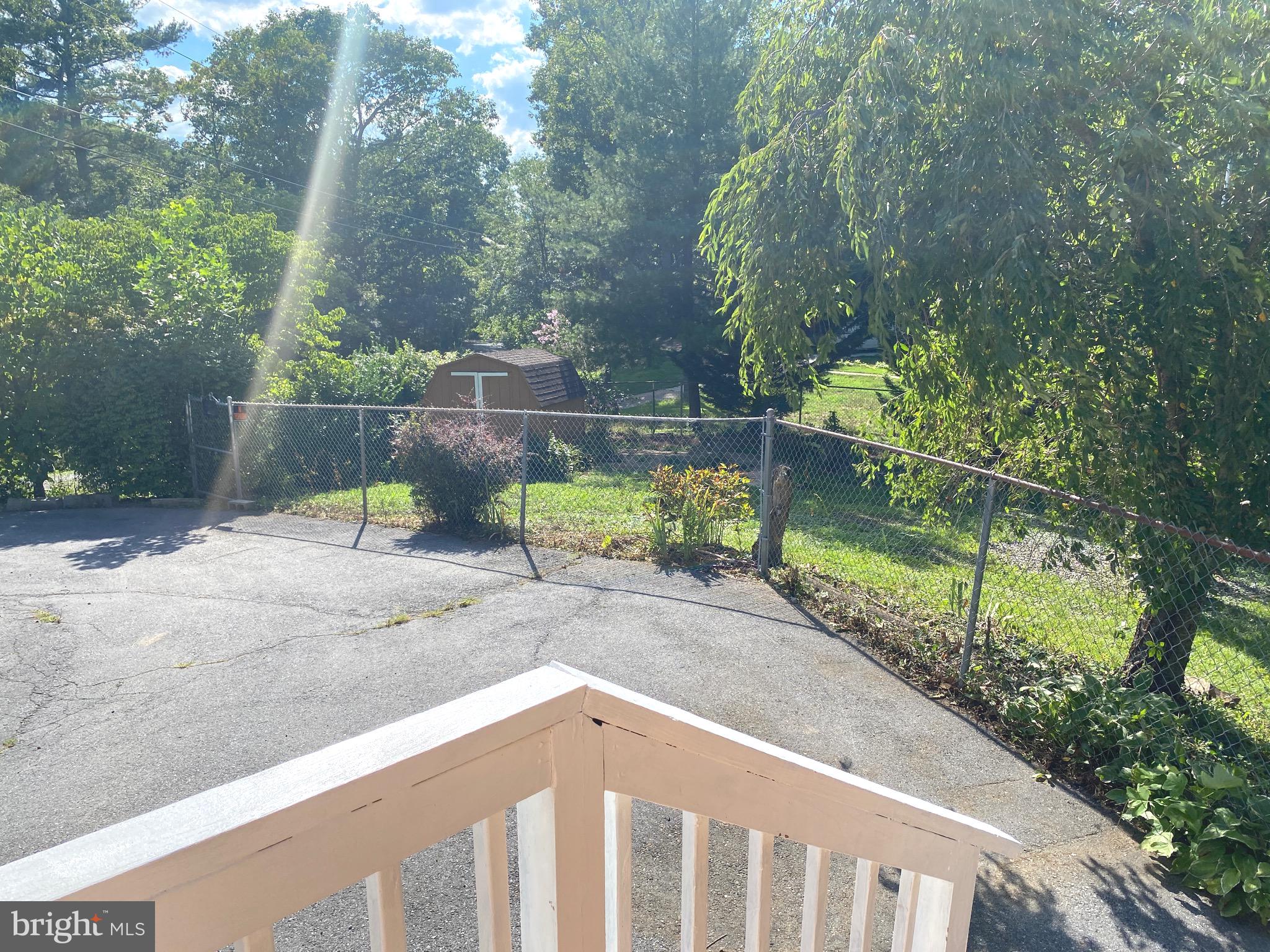 GLENWOOD FOREST - Residential