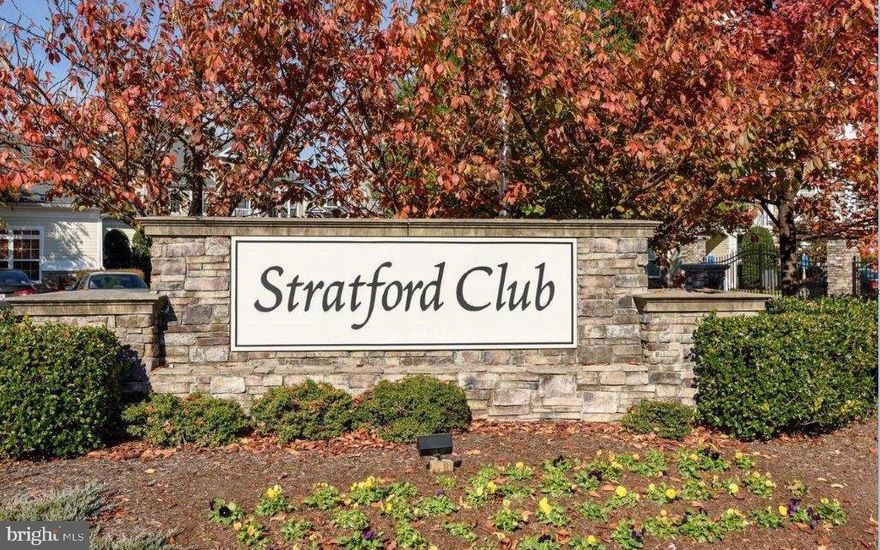 Upscale,  Hard to Find - 3 Bedrooms, 2 Full Baths. All this home needs is a little cosmetic TLC. Newer Hot Water Heater and HVAC Installed recently. Open Floor plan, great natural light, nice and airy.  Gourmet Kitchen with Cherry and Granite. Super convenient location.  Stratford Club is located in the heart of Leesburg Virginia within minutes of the Dulles Greenway, Leesburg Shopping Outlets and historic downtown Leesburg.  It consists of 300 Luxury Condominium homes with the following amenities: Resort-style pool, State-of-the-art fitness center, Clubhouse with billiards, bar, and flat-screen TVs, Lounge areas with plasma TV and fireplace, Business center, Gated Community, Picnic pavilion, Outdoor barbeque, Beautifully landscaped walkways, and ample parking. #208 on Second Floor.