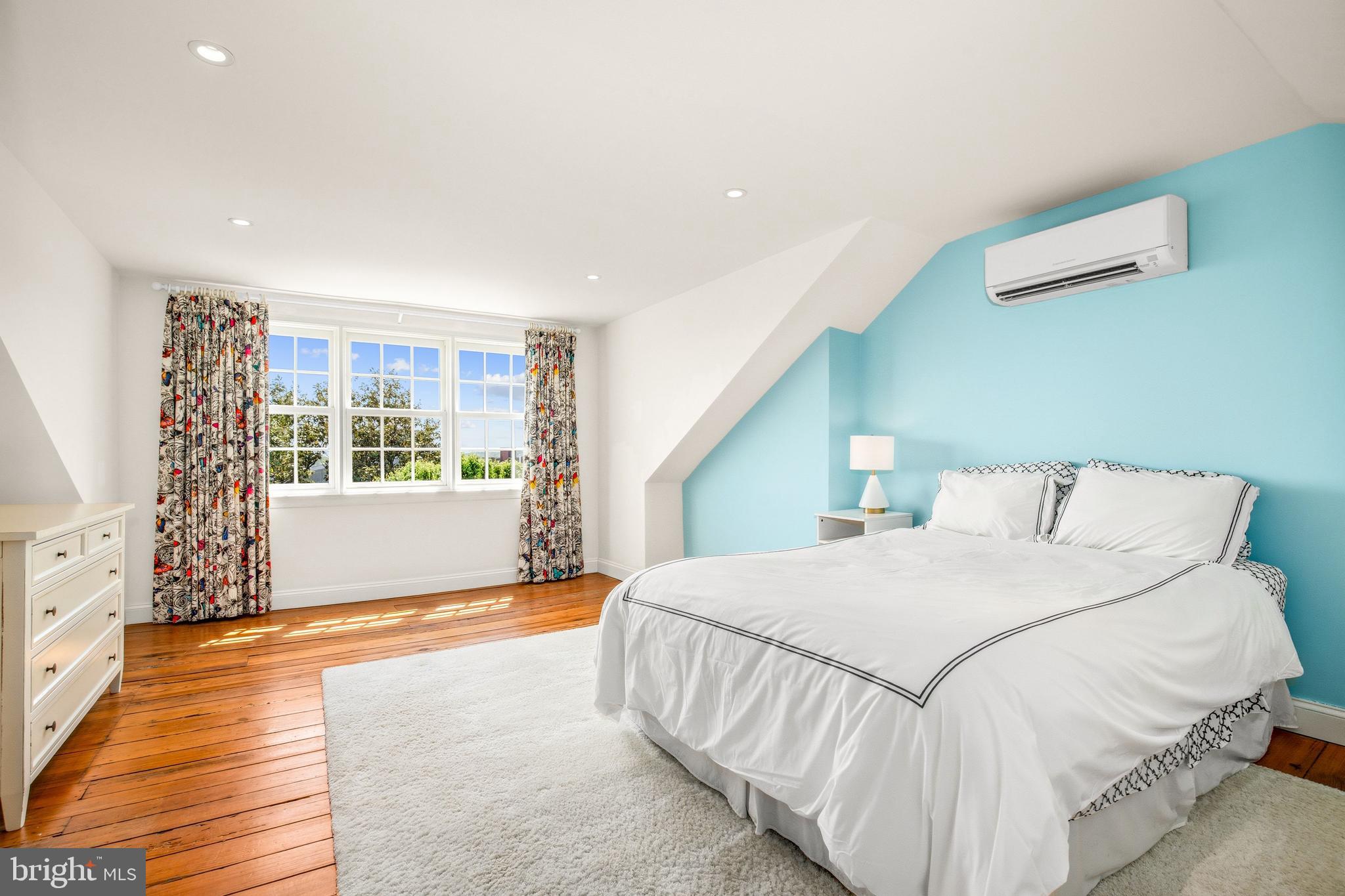 GEORGETOWN - Residential