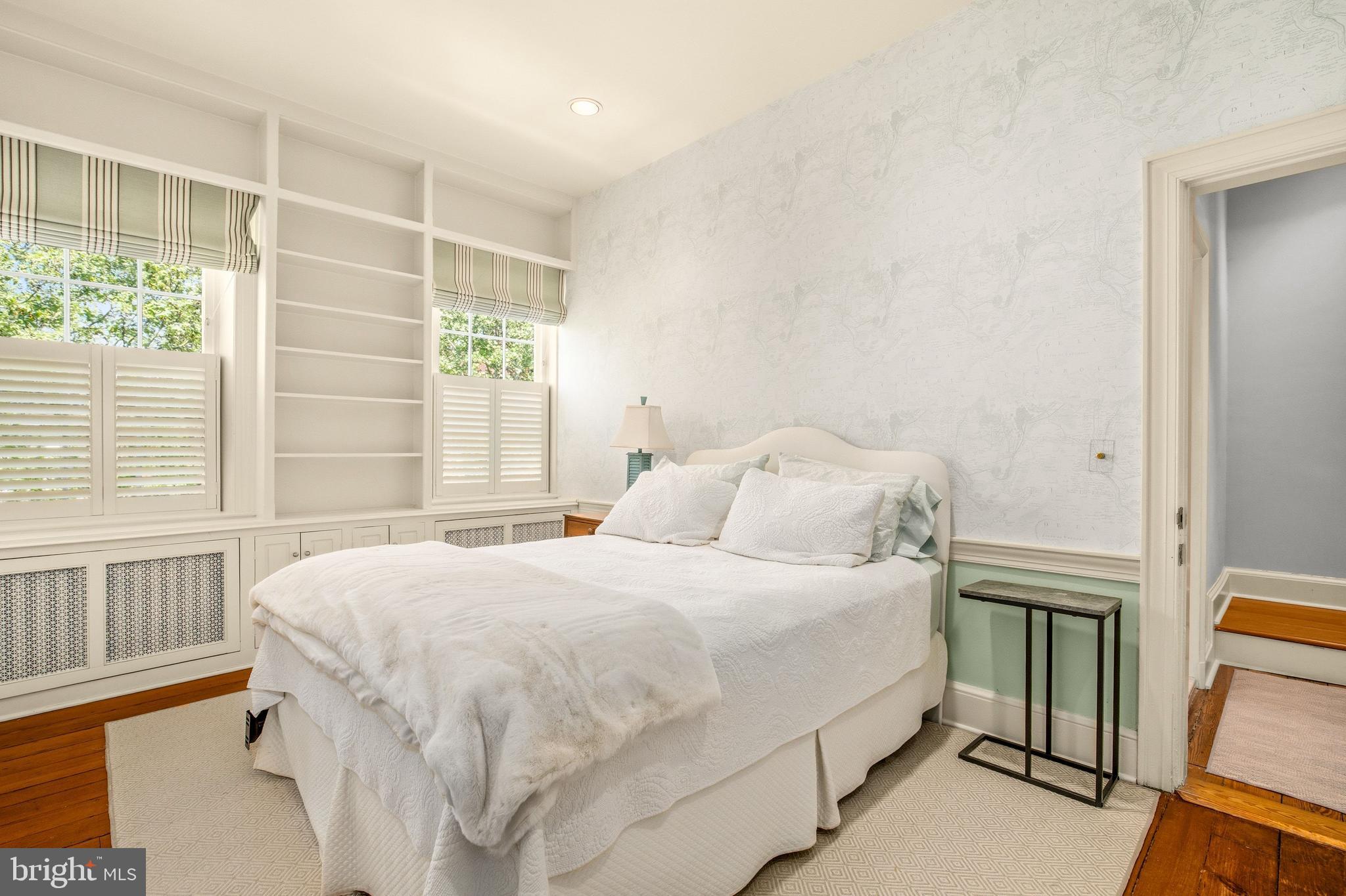 GEORGETOWN - Residential