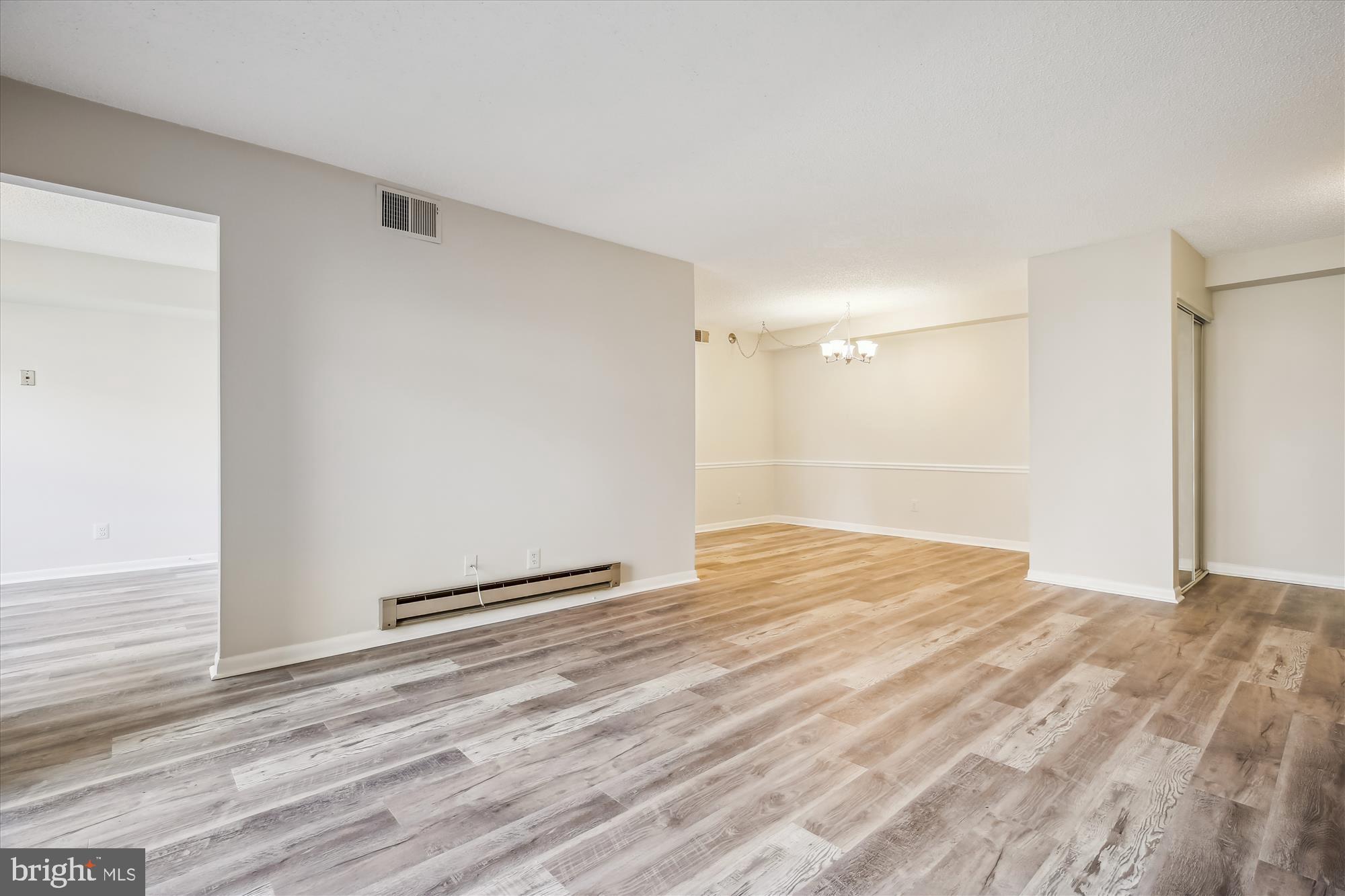 LEISURE WORLD - Residential